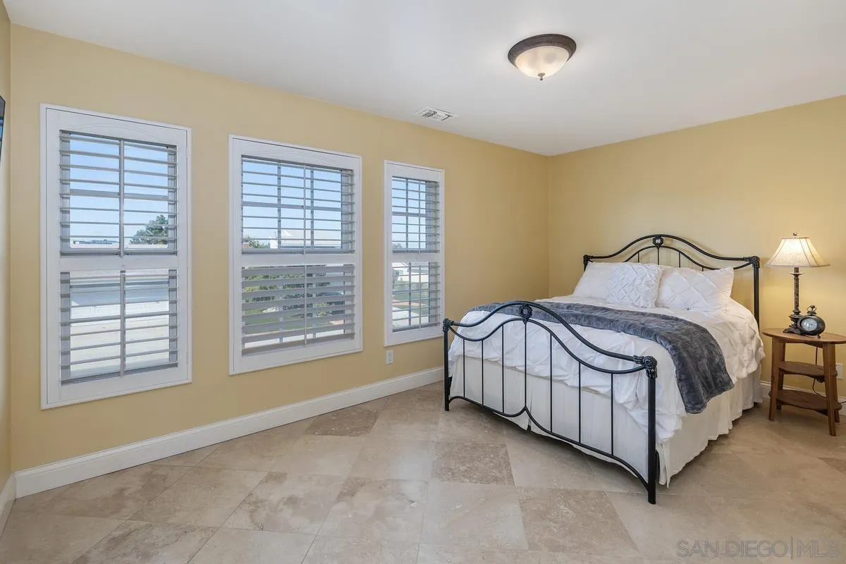 https://cdn.realtyfeed.com/cdn/127/260010317/45539e2f7cfe72ea5a9c4578f7ab5115.webp