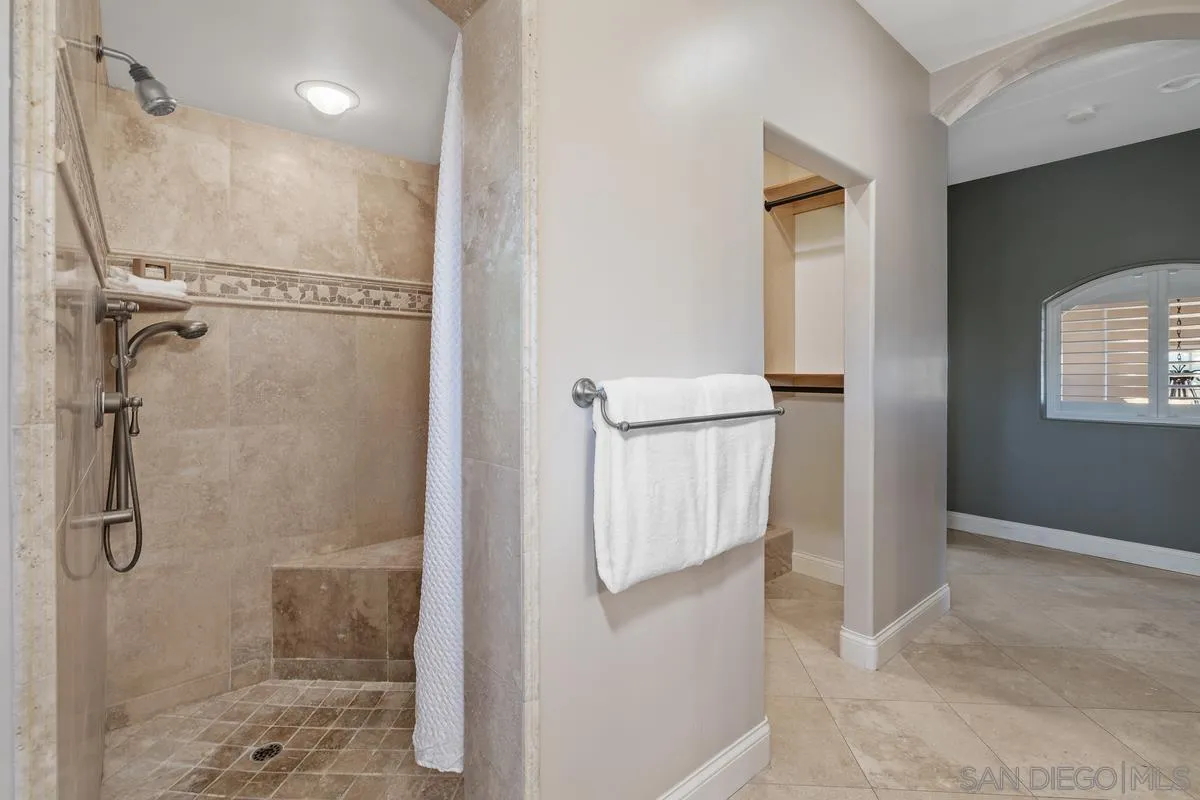 https://cdn.realtyfeed.com/cdn/127/260010317/9f72abd36c1b233f6457c1249704e725.webp