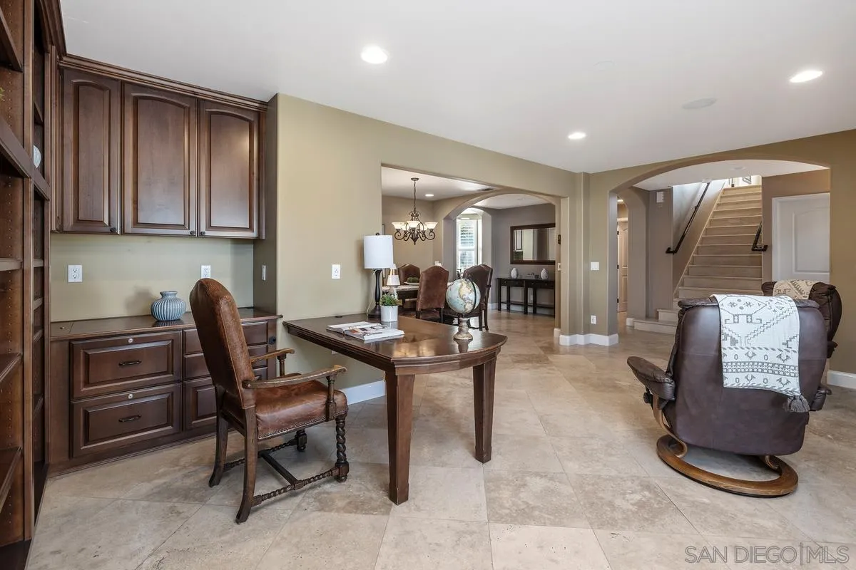 https://cdn.realtyfeed.com/cdn/127/260010317/dfff0d0b576d98317741356622a2a010.webp
