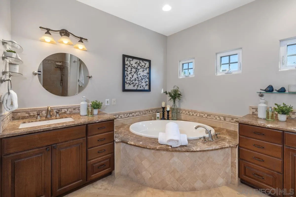 https://cdn.realtyfeed.com/cdn/127/260010317/f004113dc3aad268320bdfece0a7decb.webp