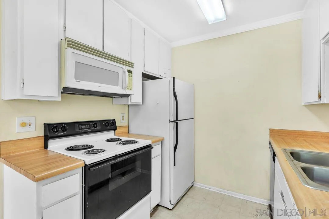 Photo #7: 260010319 Listing: Photo #7