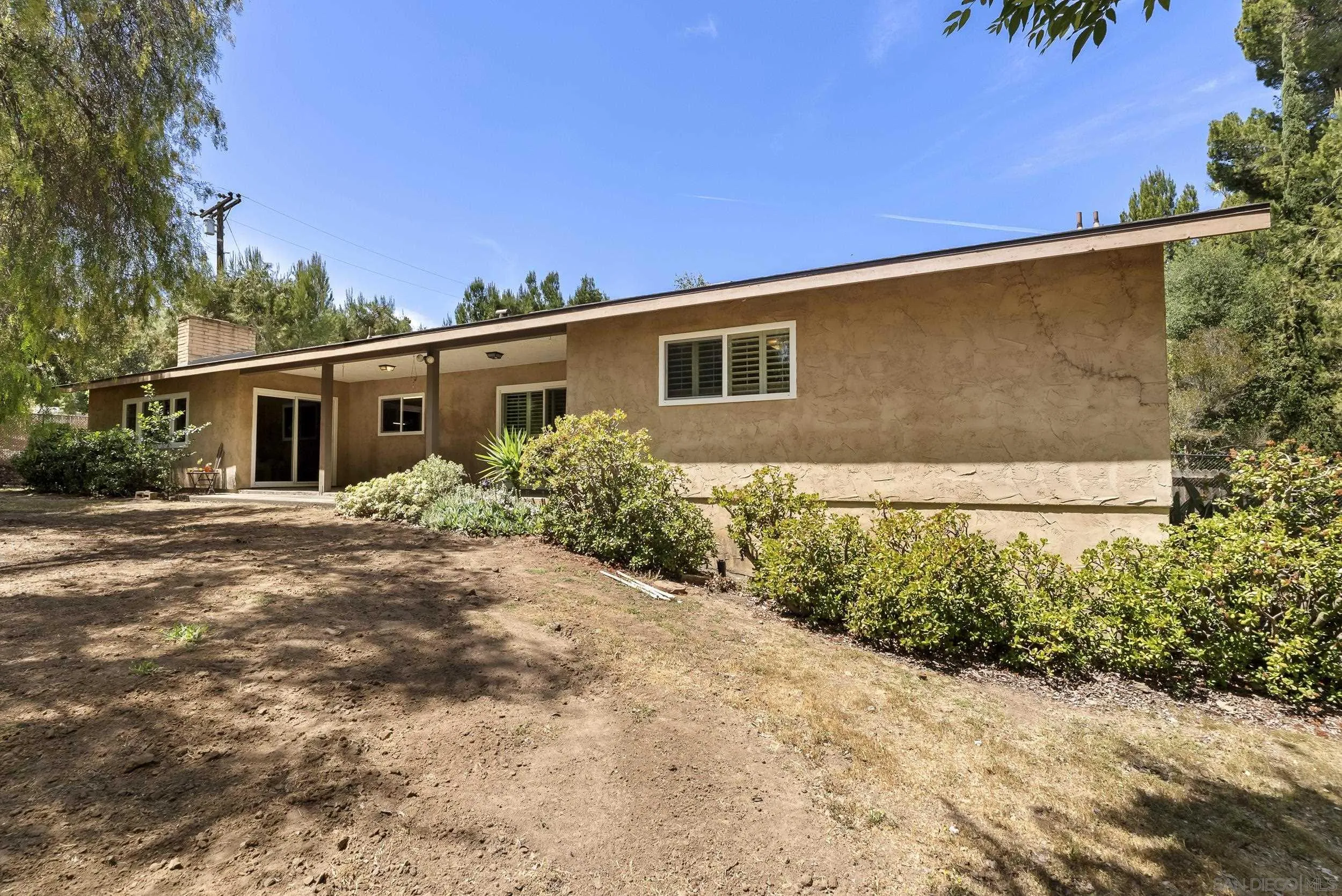https://cdn.realtyfeed.com/cdn/127/260010326/15f0dbe5a57c84418878b71f4df57fd8.webp