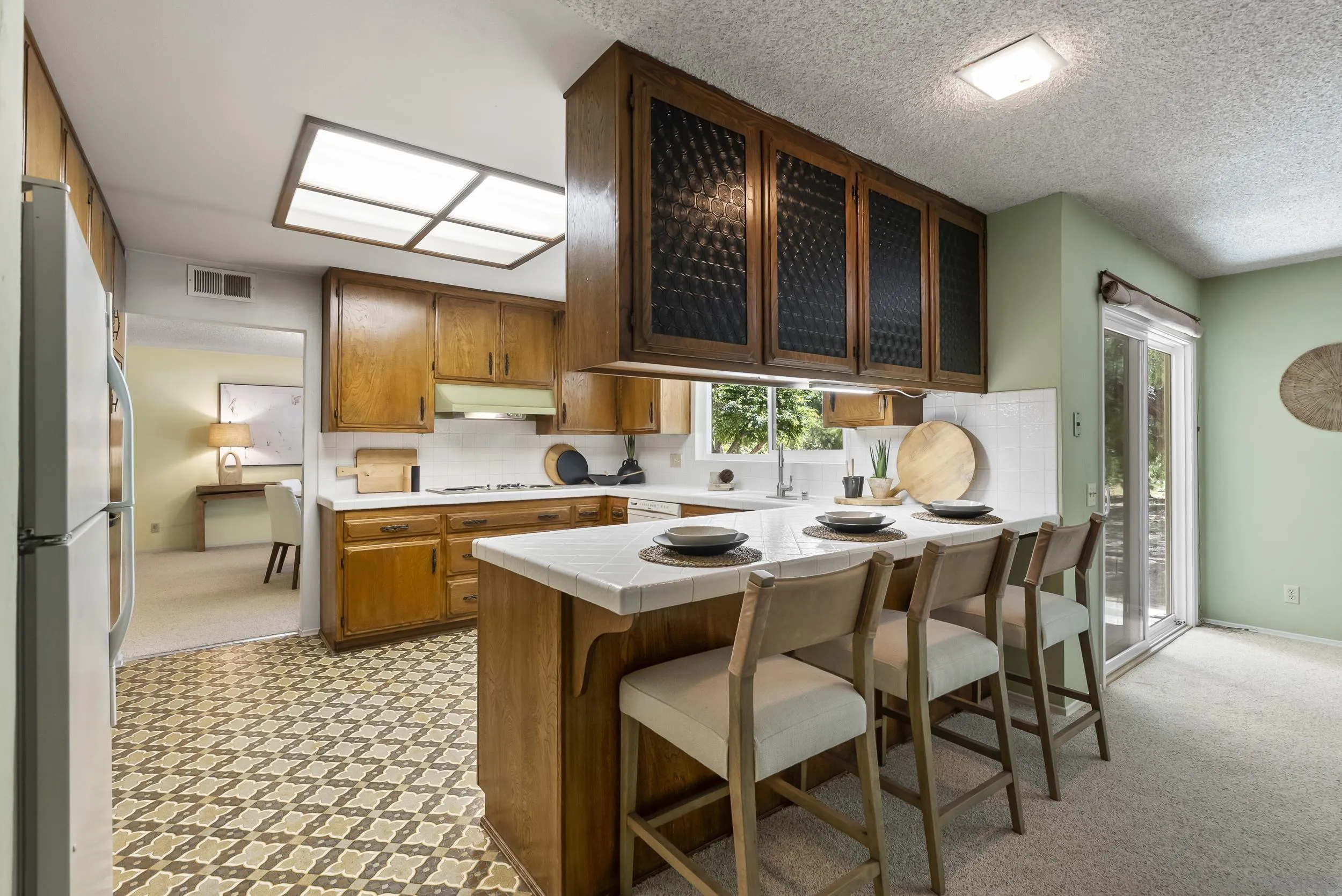 https://cdn.realtyfeed.com/cdn/127/260010326/2e5e545a389496e8a2f82daf8771532f.webp