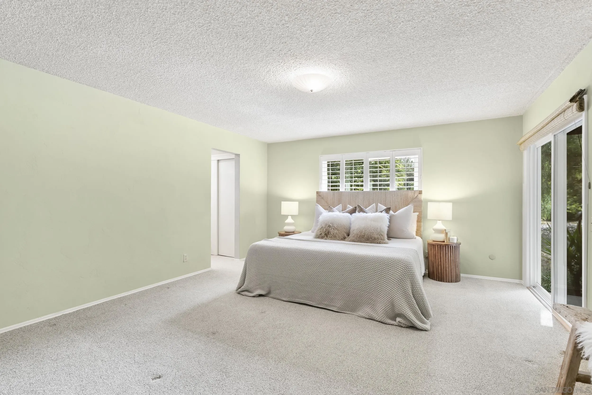 https://cdn.realtyfeed.com/cdn/127/260010326/aec5ec470265ec6049987dec8ffae444.webp