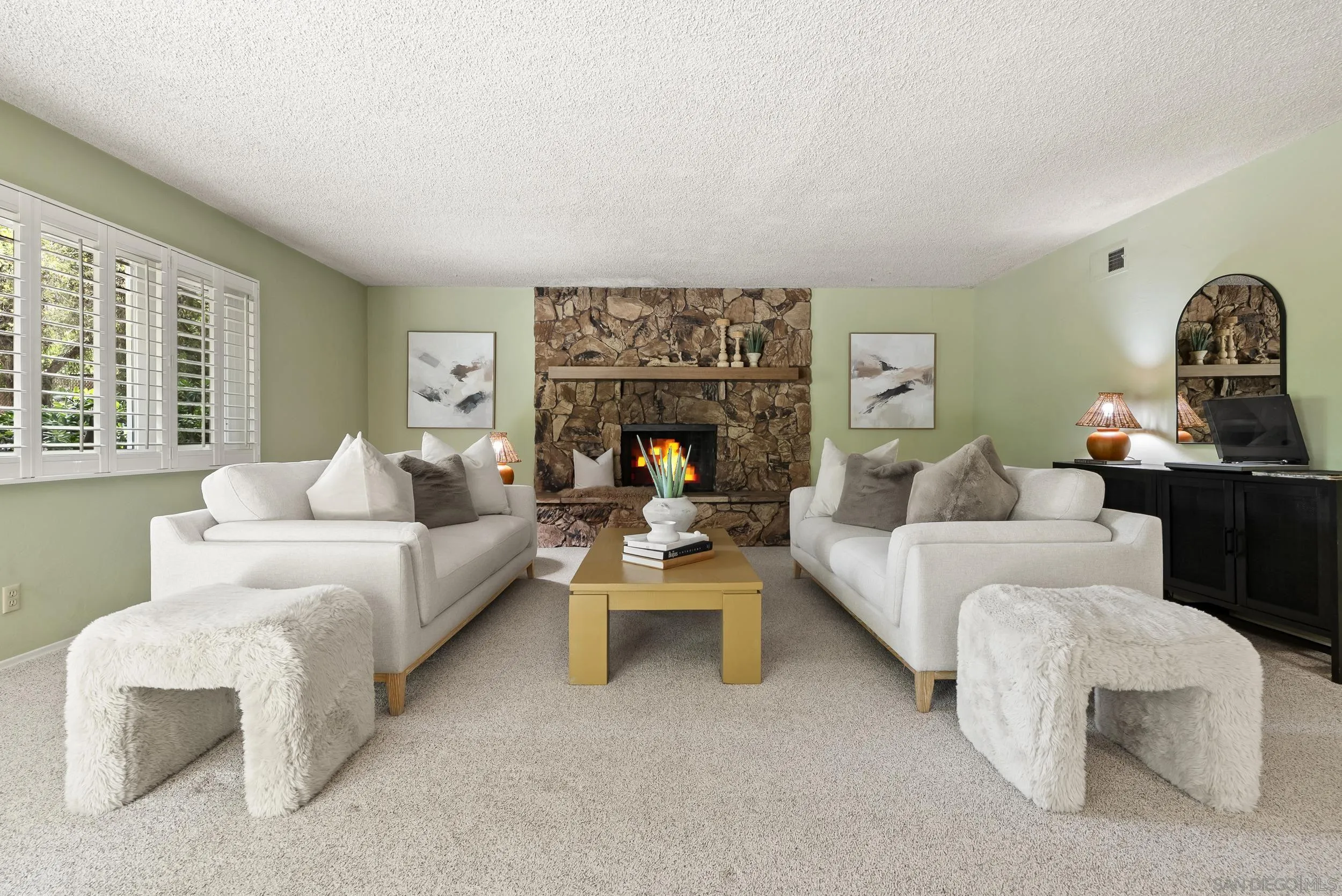 https://cdn.realtyfeed.com/cdn/127/260010326/f58d2c93bb6a60194220f45f2e101002.webp