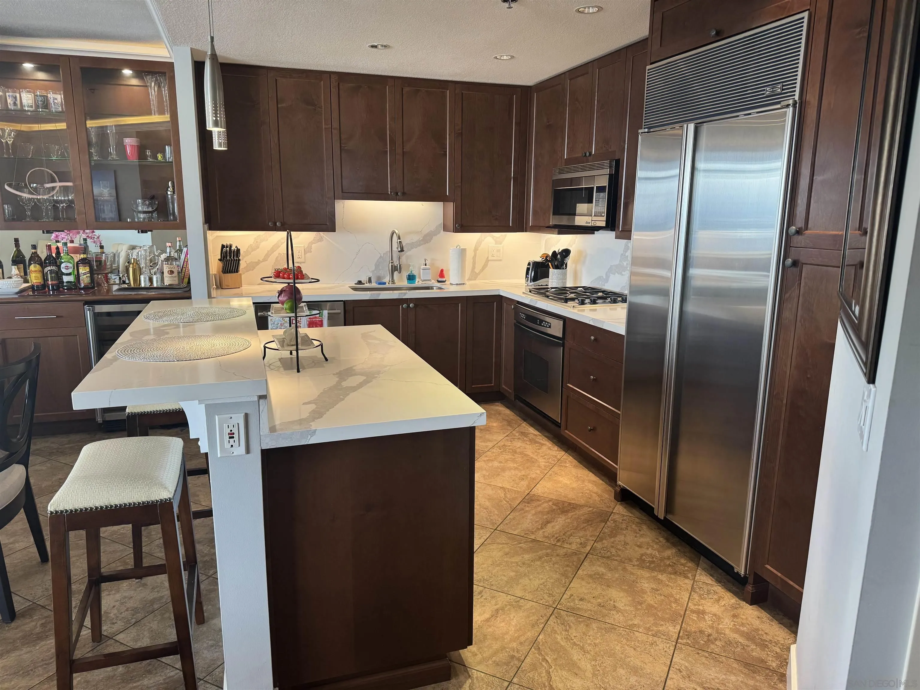Photo #8: 260010333 Listing: Photo #8