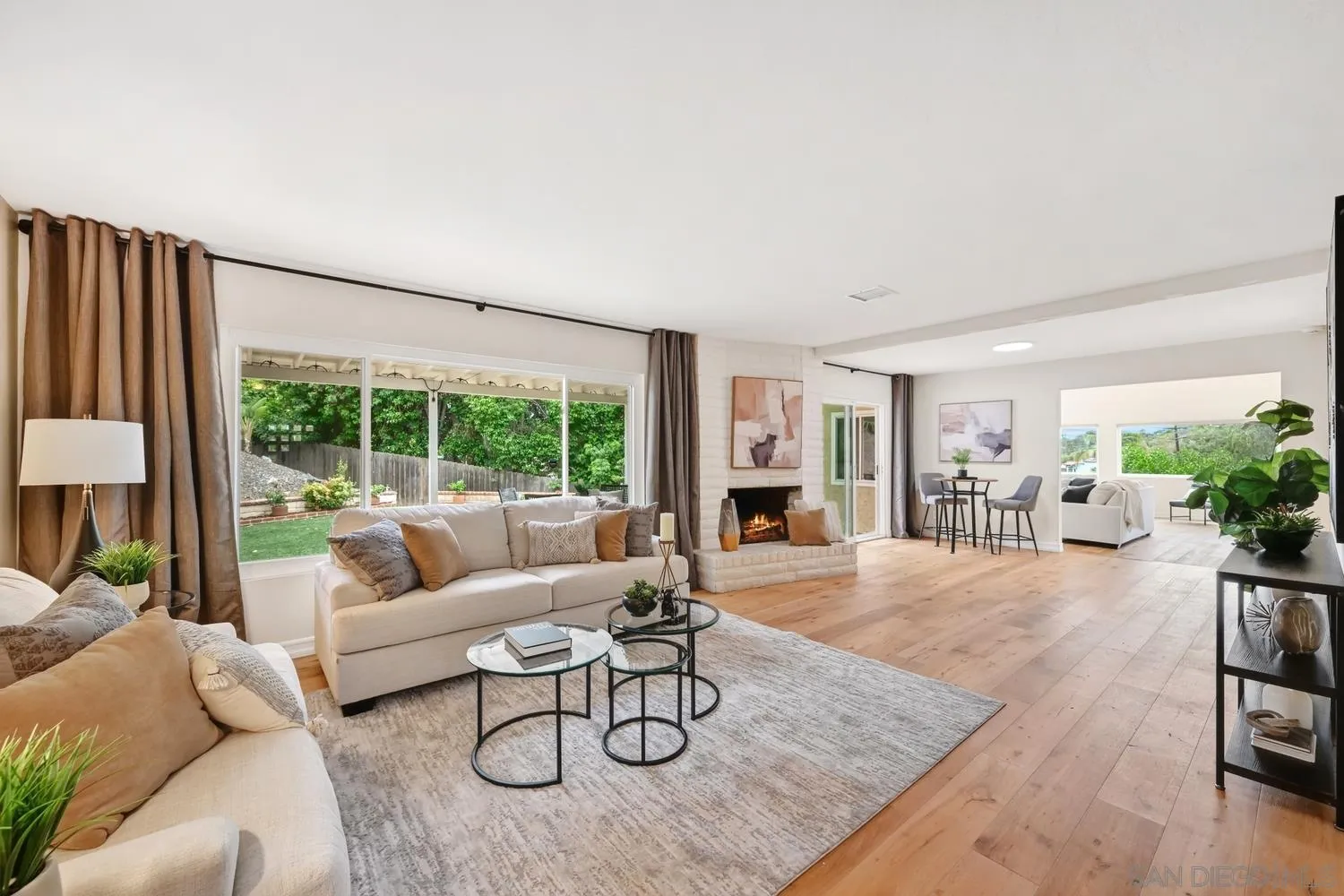 https://cdn.realtyfeed.com/cdn/127/260010336/404763df1f386251d04563d1566ecd3d.webp