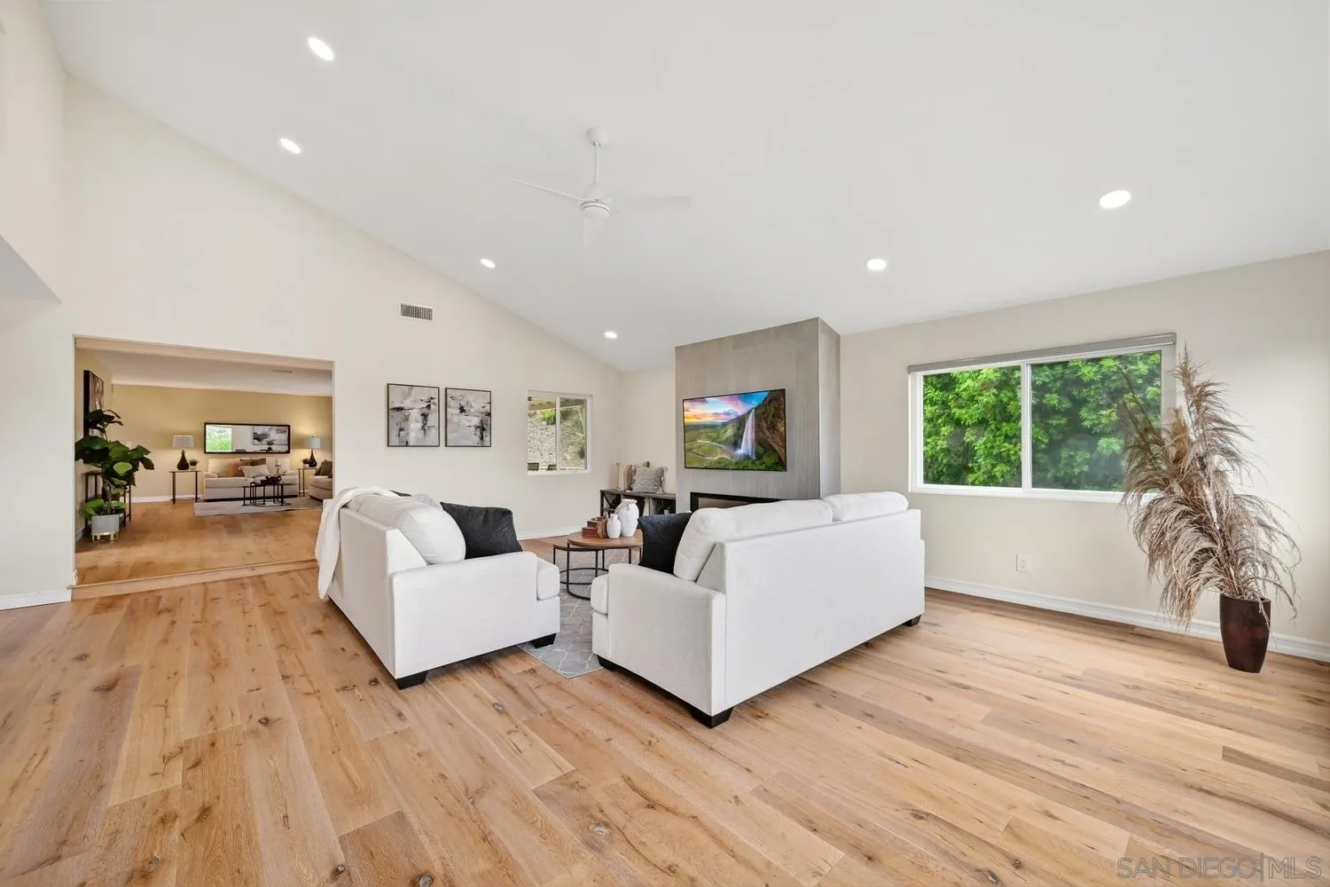 https://cdn.realtyfeed.com/cdn/127/260010336/6692576d096a269f6019a6f8294f126f.webp