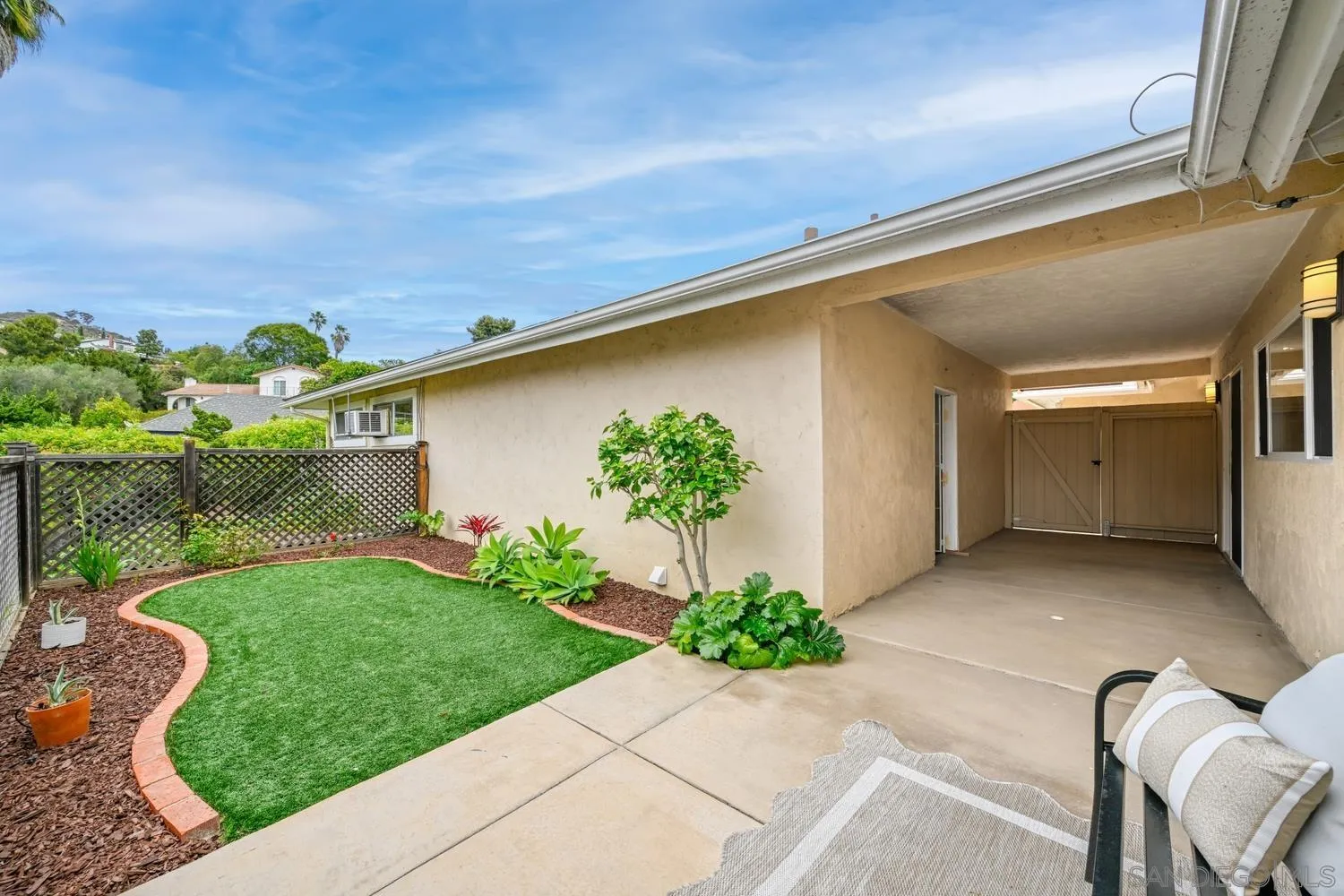https://cdn.realtyfeed.com/cdn/127/260010336/bccb631e3d95479ff7350038a21ad80a.webp