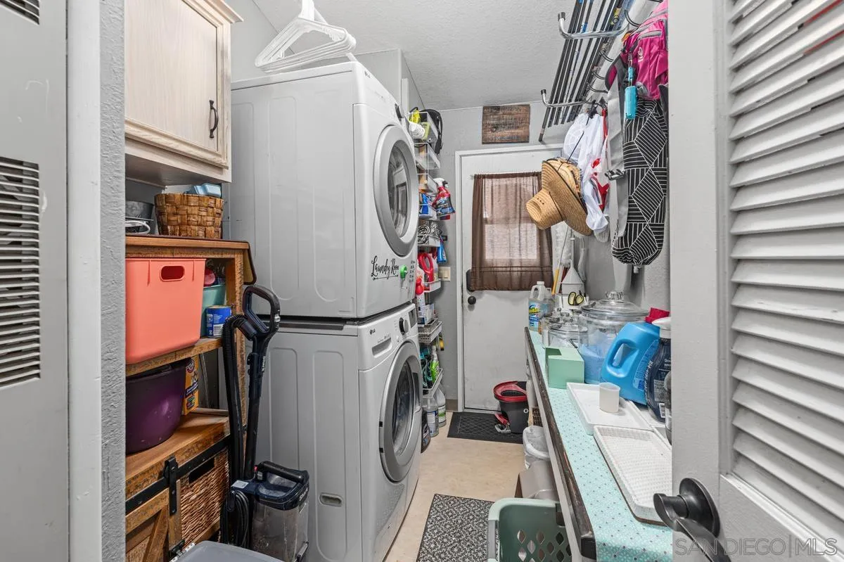 https://cdn.realtyfeed.com/cdn/127/260010338/33751fb02456b48ae05b5682c46b6115.webp