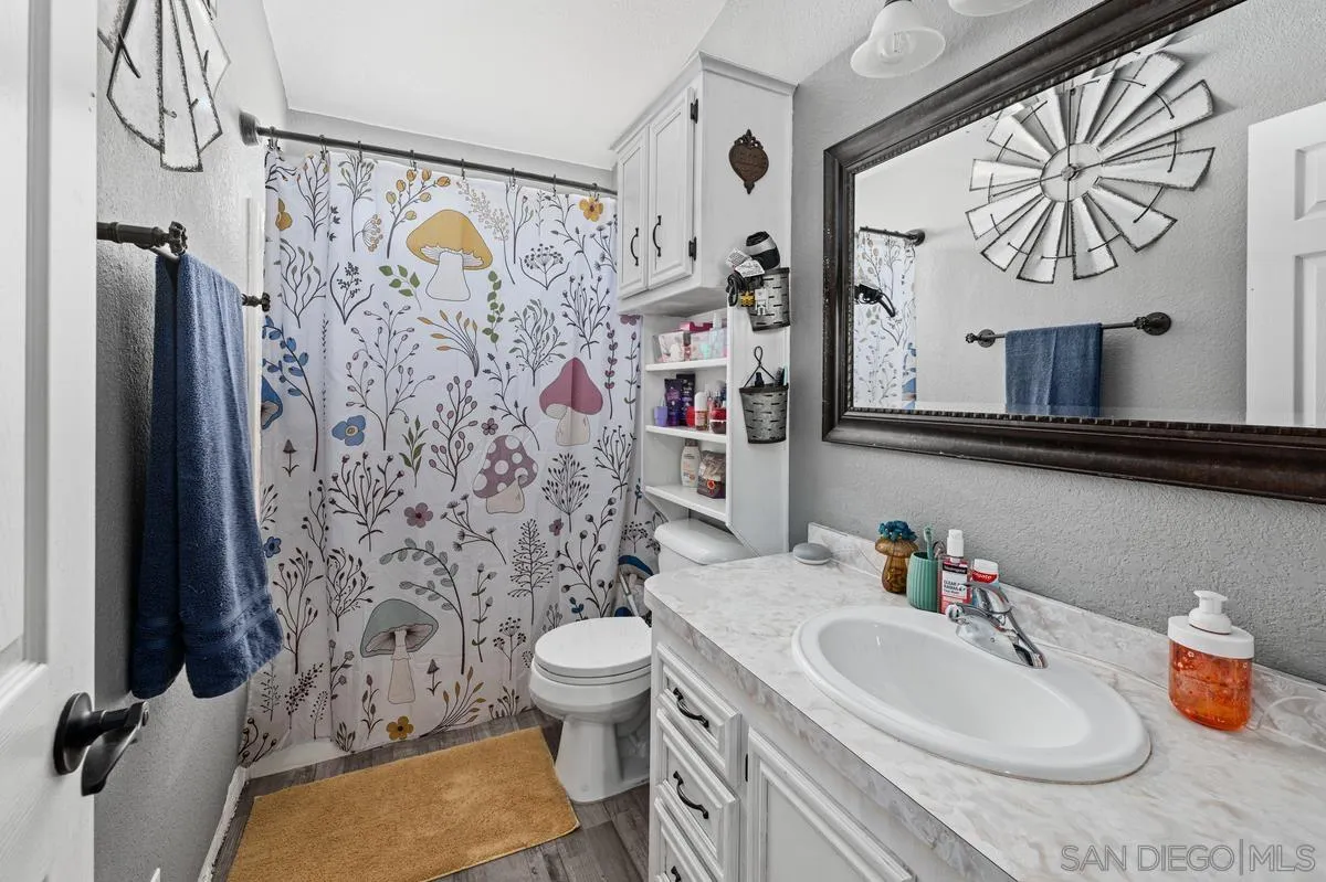 https://cdn.realtyfeed.com/cdn/127/260010338/64ed55c2c1310973c96bb684125a5f1d.webp