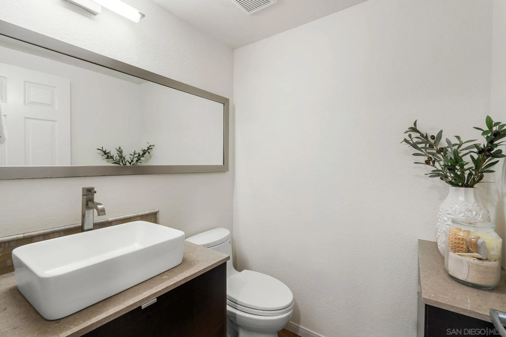 Photo #26: 260010344 Listing: Photo #26