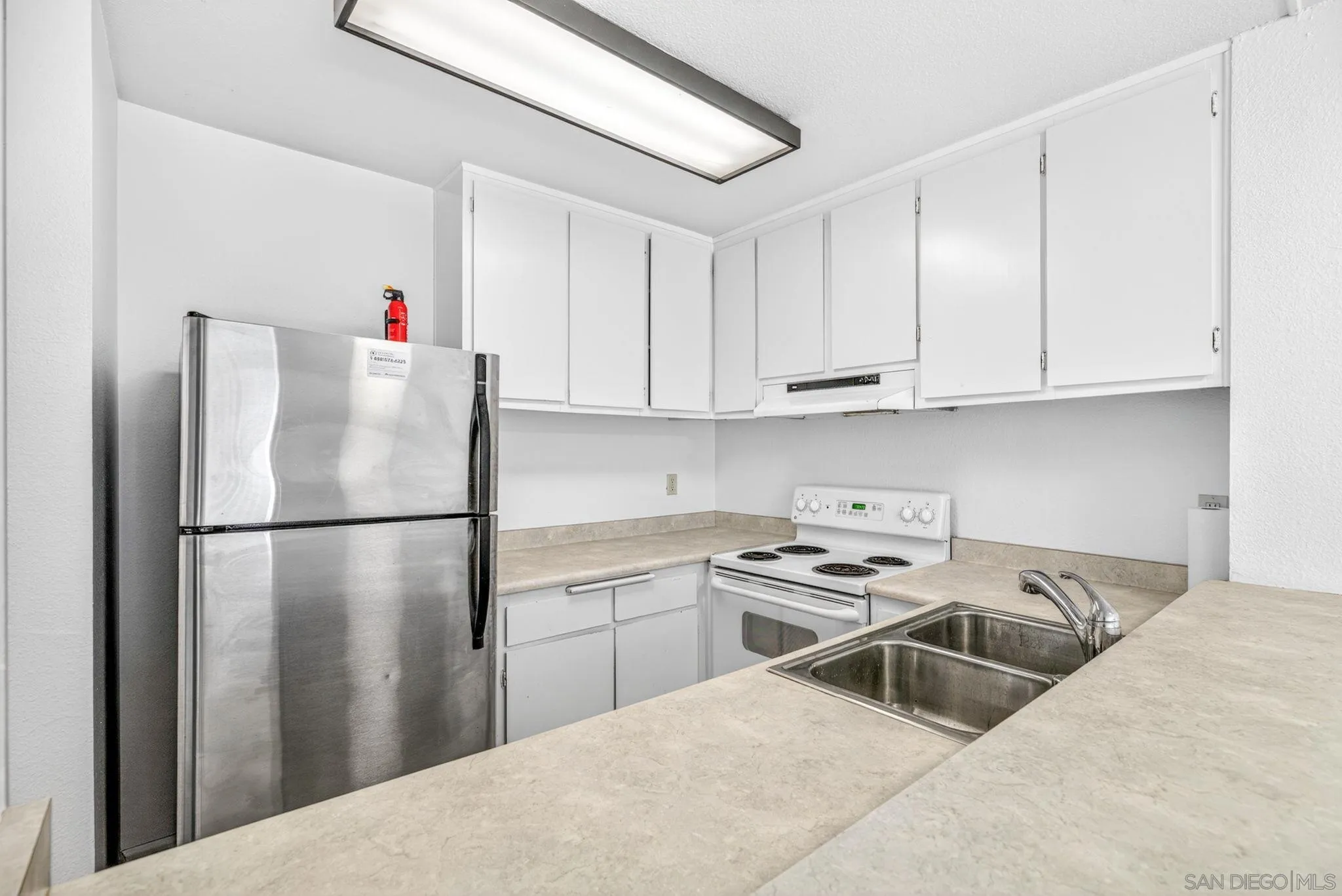 https://cdn.realtyfeed.com/cdn/127/260010345/8bfd490986cfd8ab337a08d2cb838c17.webp