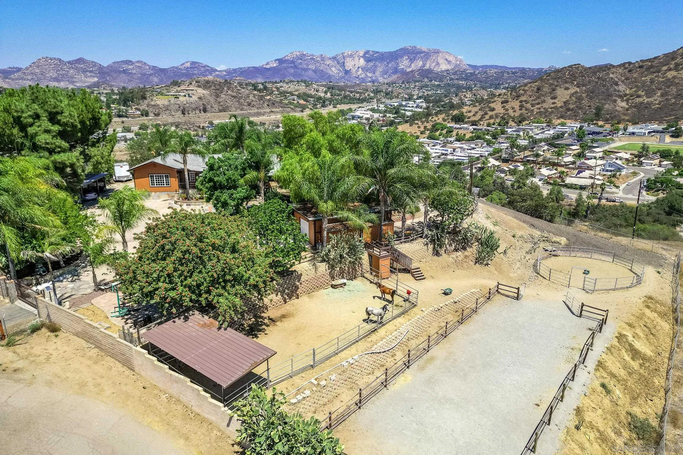 https://cdn.realtyfeed.com/cdn/127/260010347/129cdc0c58603cf95f70d0bdddf1c179.webp