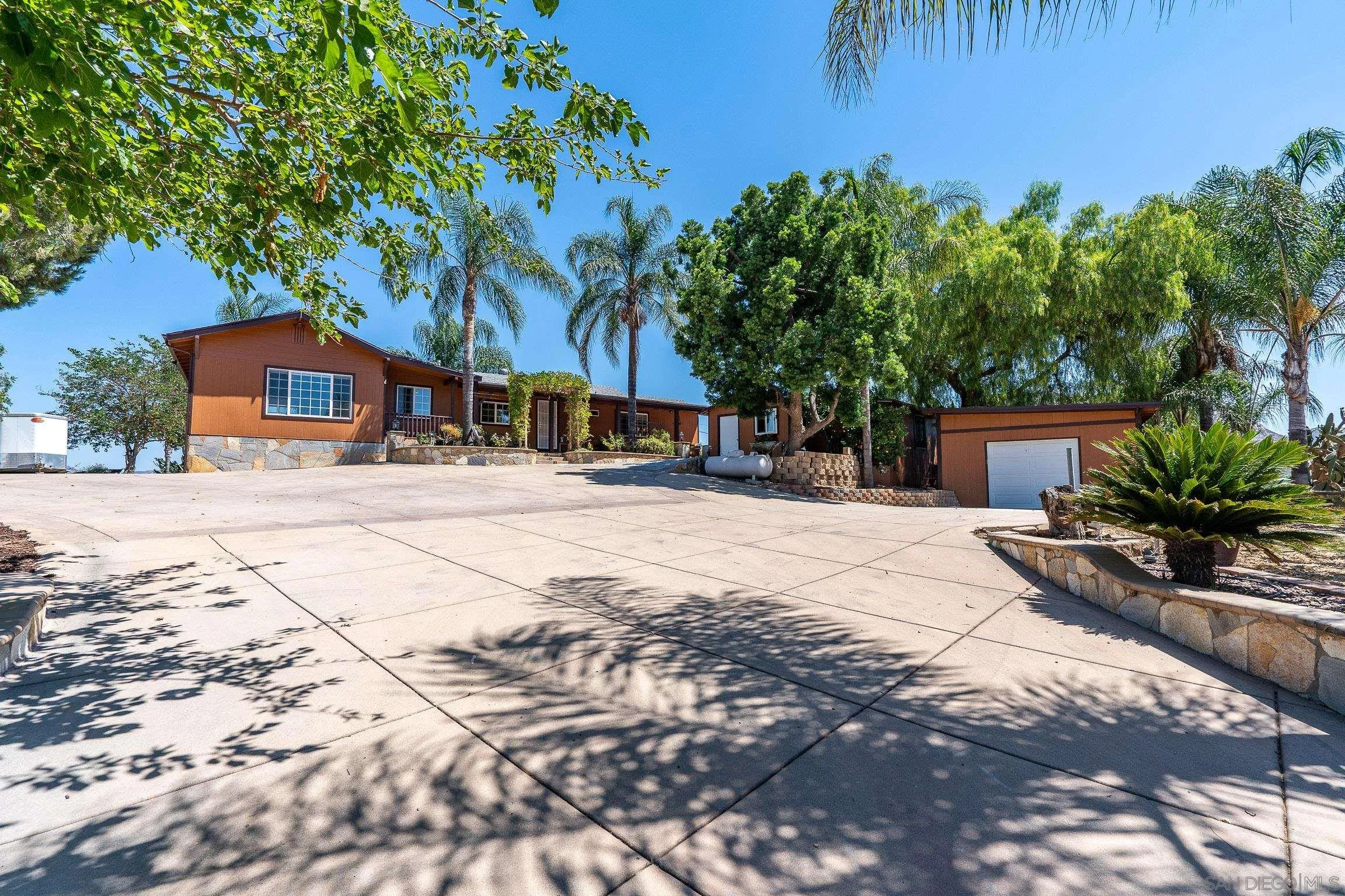 https://cdn.realtyfeed.com/cdn/127/260010347/2eecab9b0dec56df0636e8928f22d253.webp
