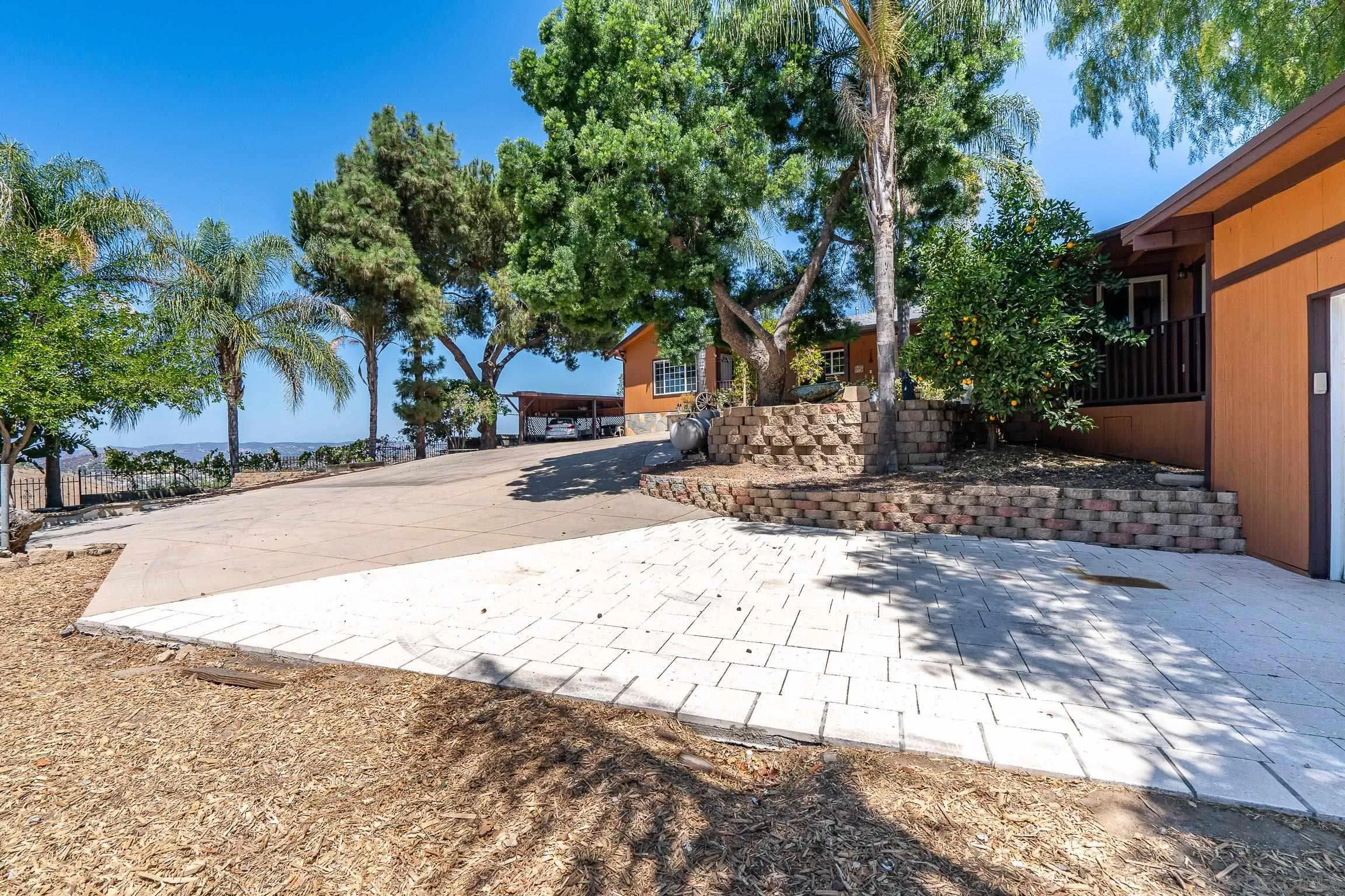 https://cdn.realtyfeed.com/cdn/127/260010347/7ebebe09298ce0779411fbef98f1e757.webp