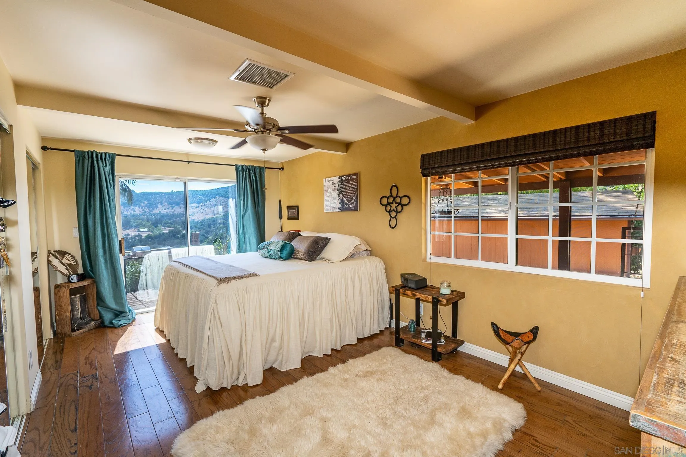 https://cdn.realtyfeed.com/cdn/127/260010347/c75a13eafdcdd629739235823b82152b.webp