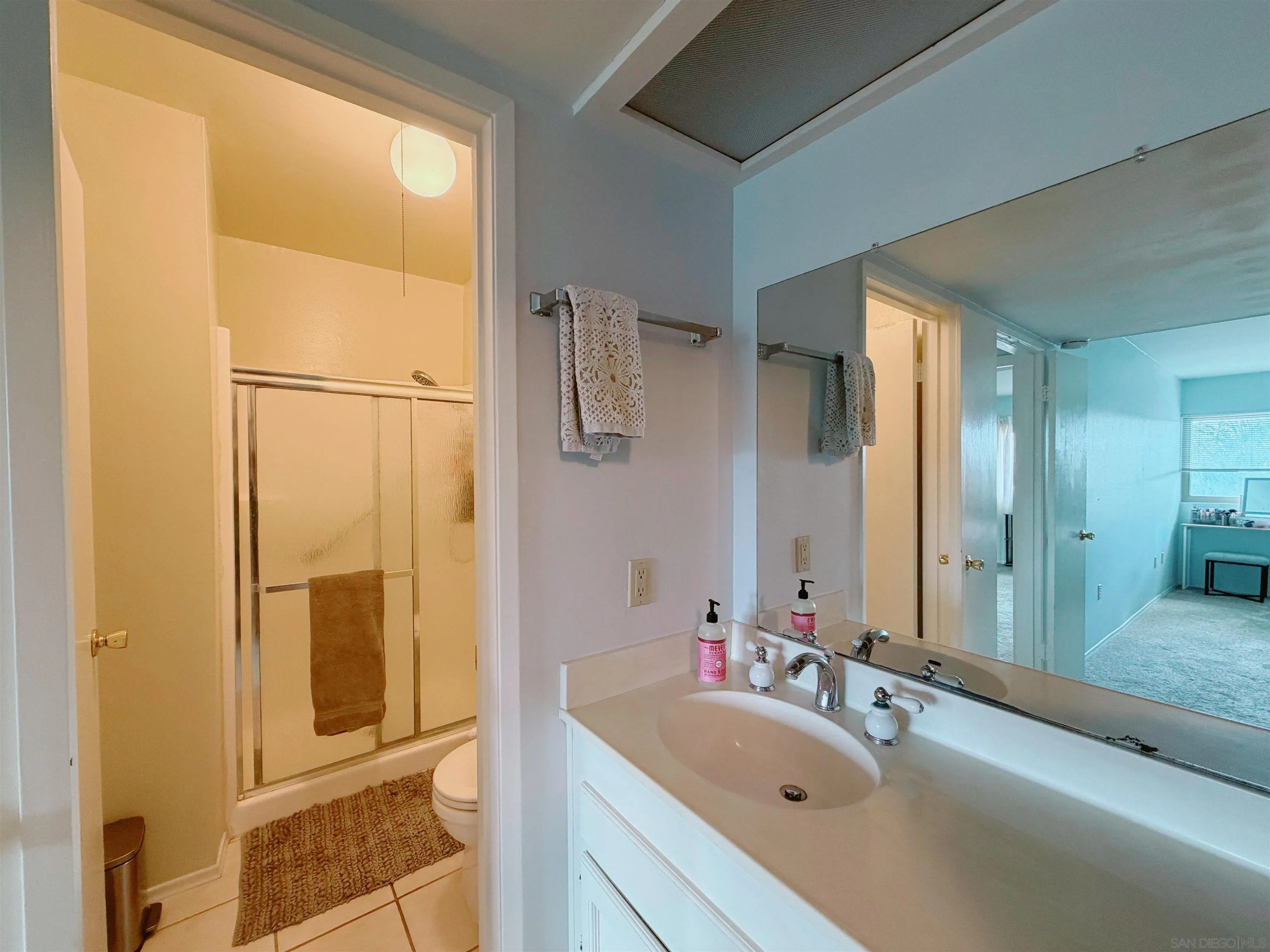 Photo #8: 260010348 Listing: Photo #8
