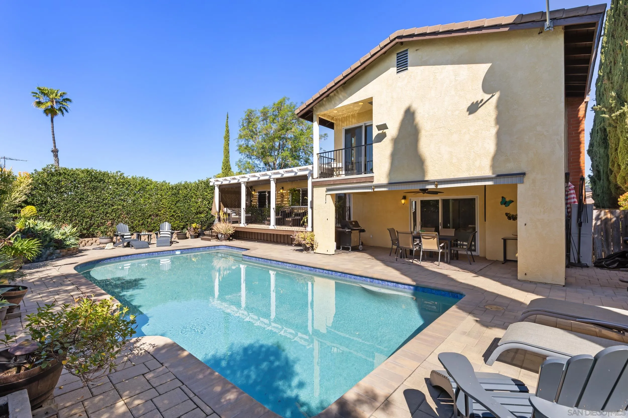 https://cdn.realtyfeed.com/cdn/127/260010351/772a4e06d69905b192b2c95fda1d960d.webp
