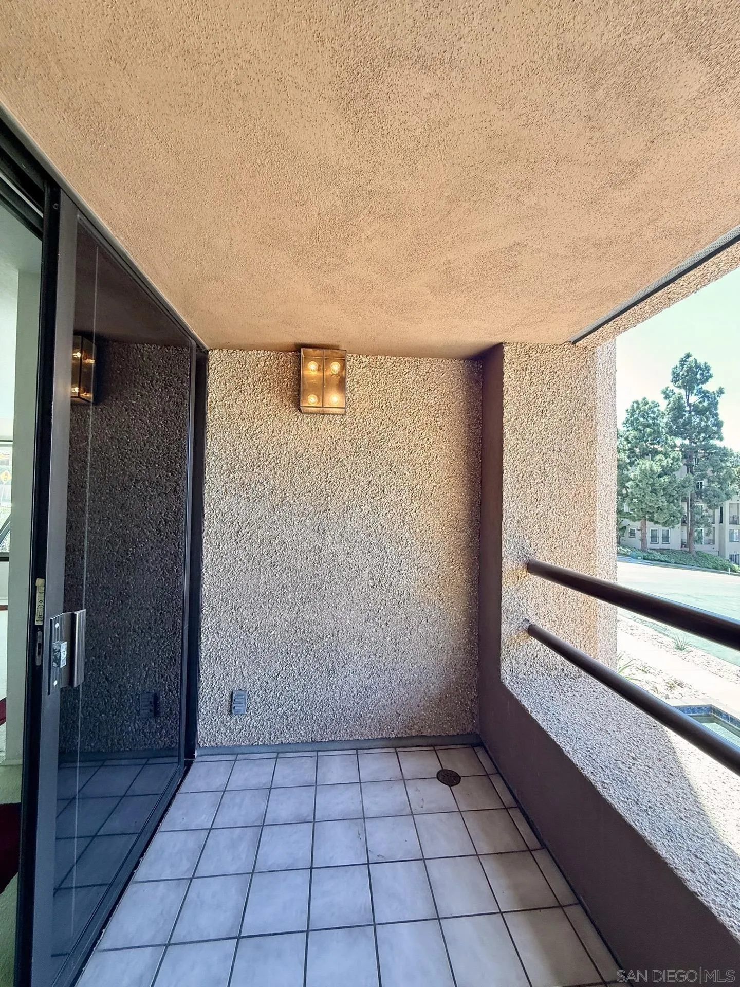 https://cdn.realtyfeed.com/cdn/127/260010352/55cabb44f61e10c01d5a86d0c5ca31a6.webp