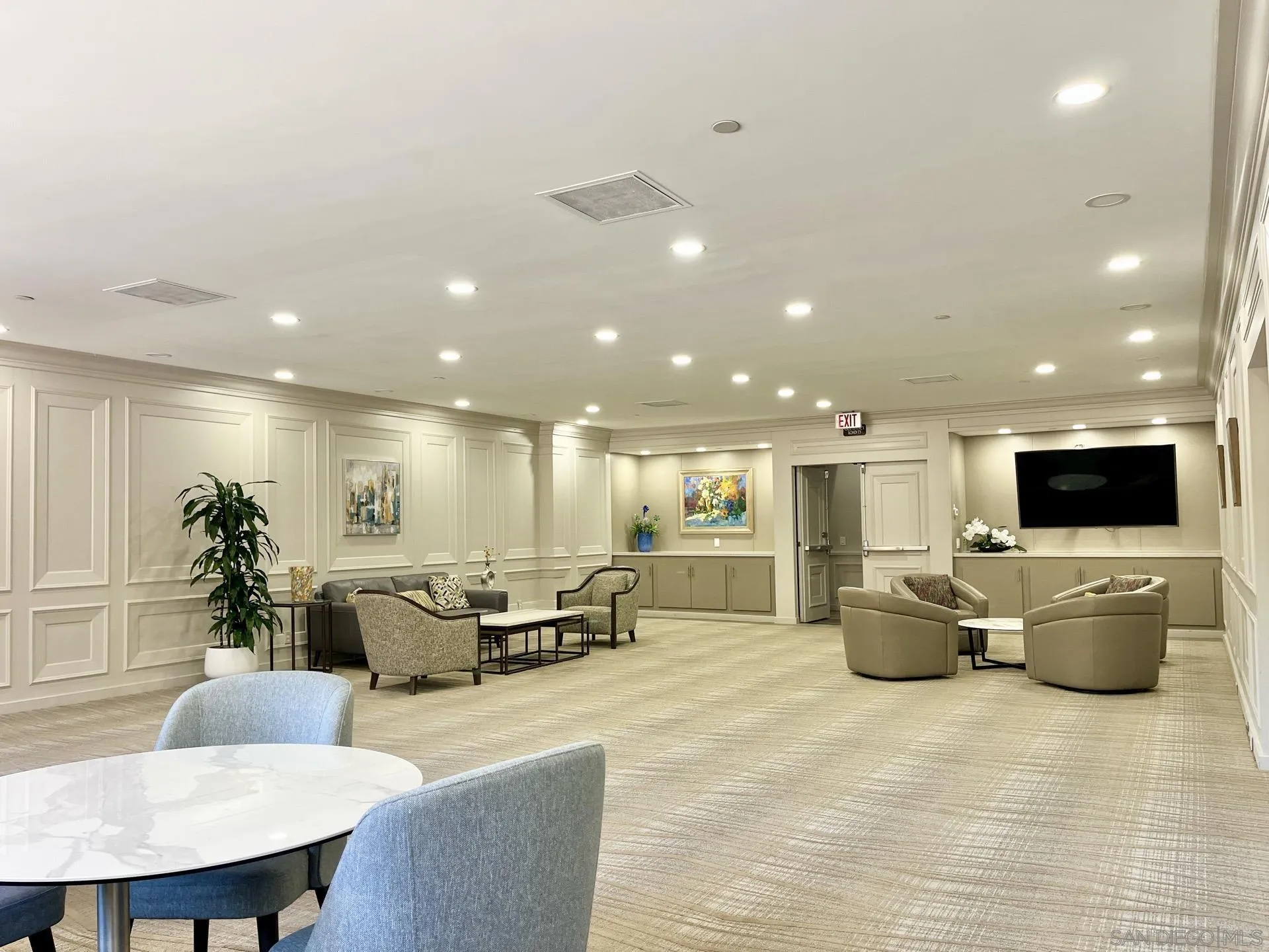 https://cdn.realtyfeed.com/cdn/127/260010352/6f8a5bc31e071b7bdc0e177e0cb9a2c3.webp