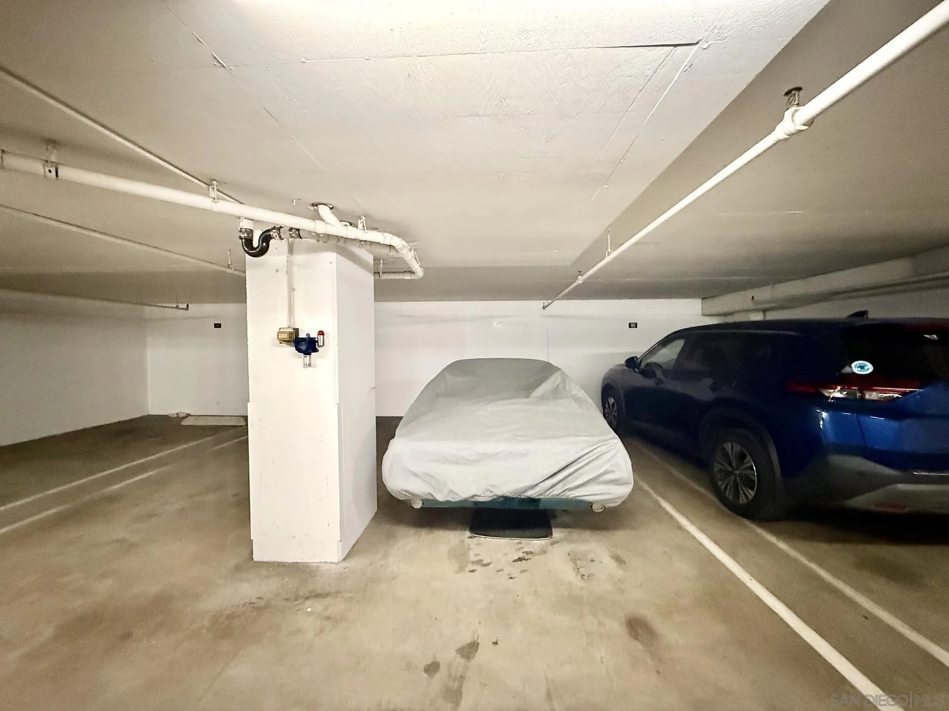 https://cdn.realtyfeed.com/cdn/127/260010352/8f26b349bec68e8474e6934d93146808.webp
