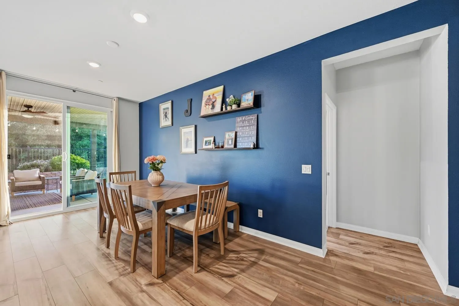 https://cdn.realtyfeed.com/cdn/127/260010355/8f68b26343e5806da7c333b3be3af55b.webp
