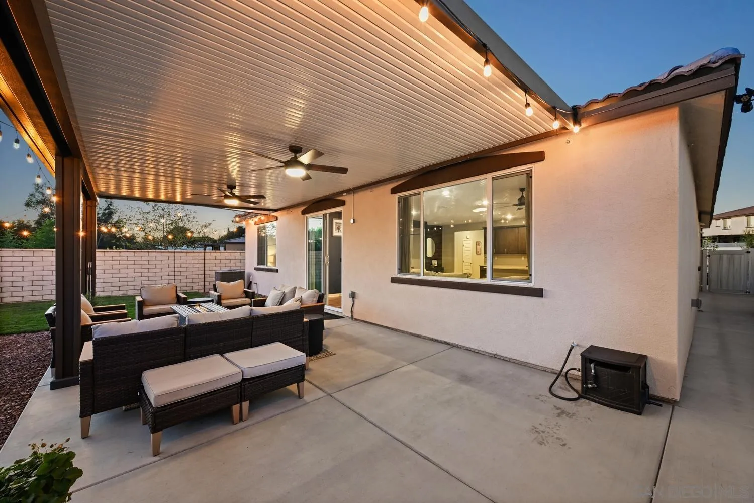 https://cdn.realtyfeed.com/cdn/127/260010355/9cbc81c7d7b01ab7b5f5d7112b164428.webp