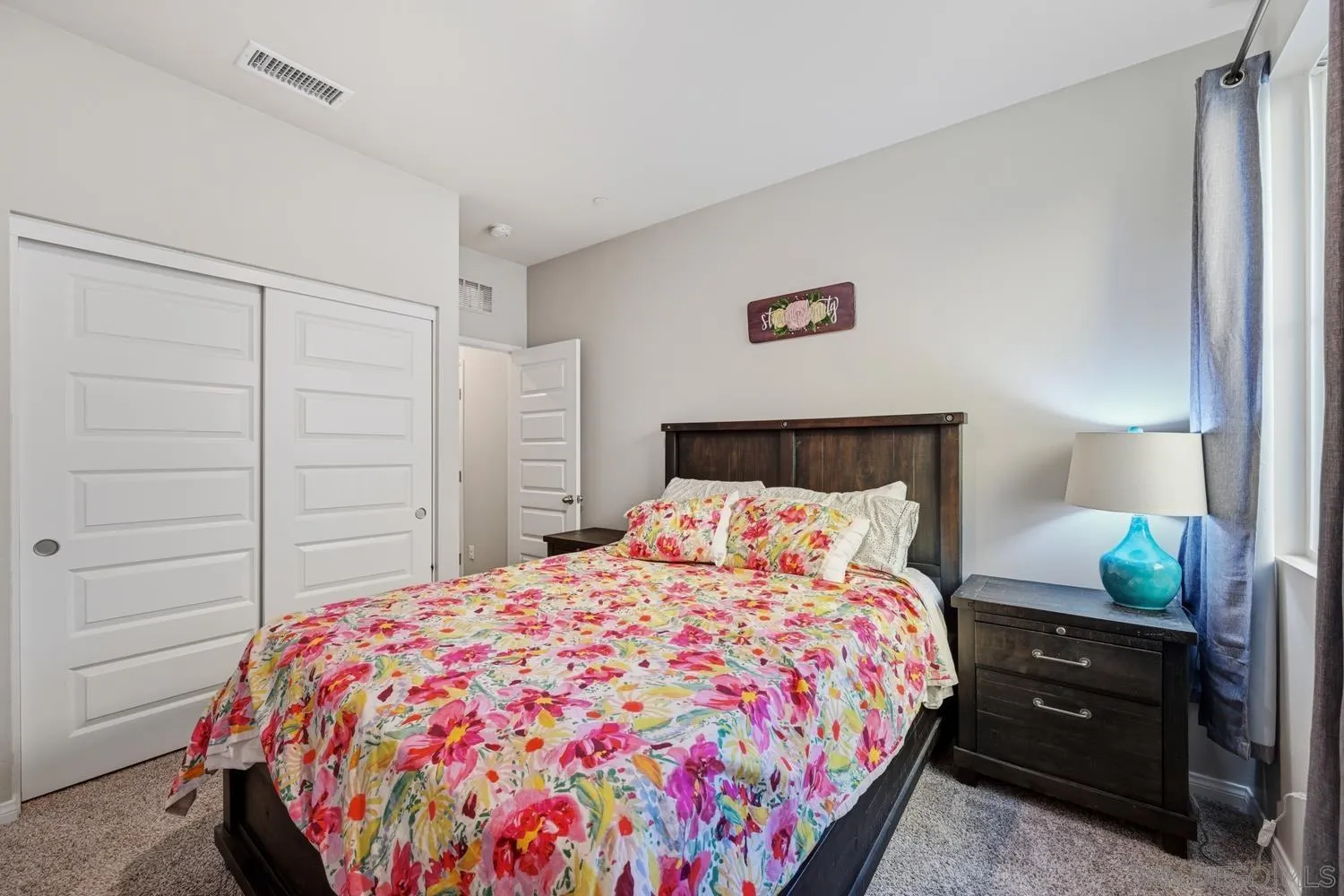 https://cdn.realtyfeed.com/cdn/127/260010355/ef45c8eb86893739992441be2614c17b.webp
