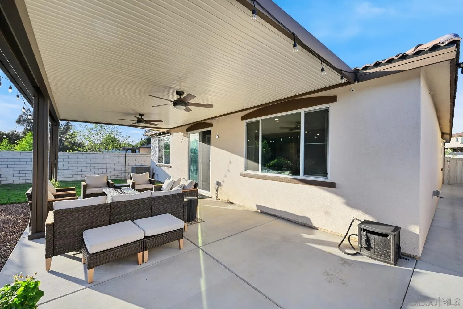 https://cdn.realtyfeed.com/cdn/127/260010355/fe9dfd910c572a4faed7d780022a1dd8.webp