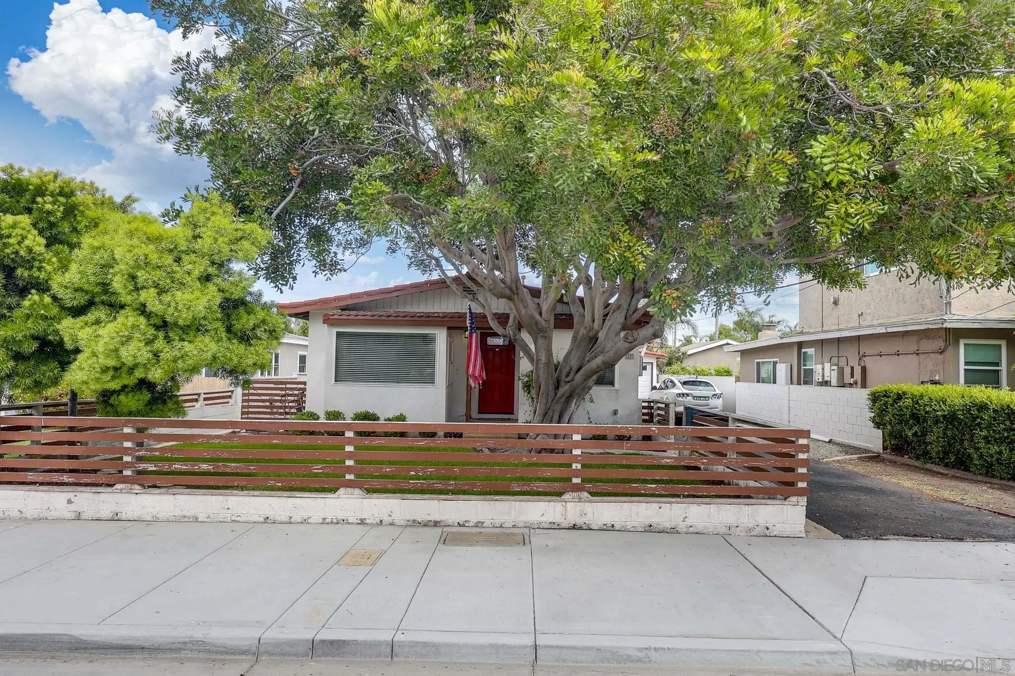 https://cdn.realtyfeed.com/cdn/127/260010356/61f1b2dd9868c1c580c2deddd55364f7.webp