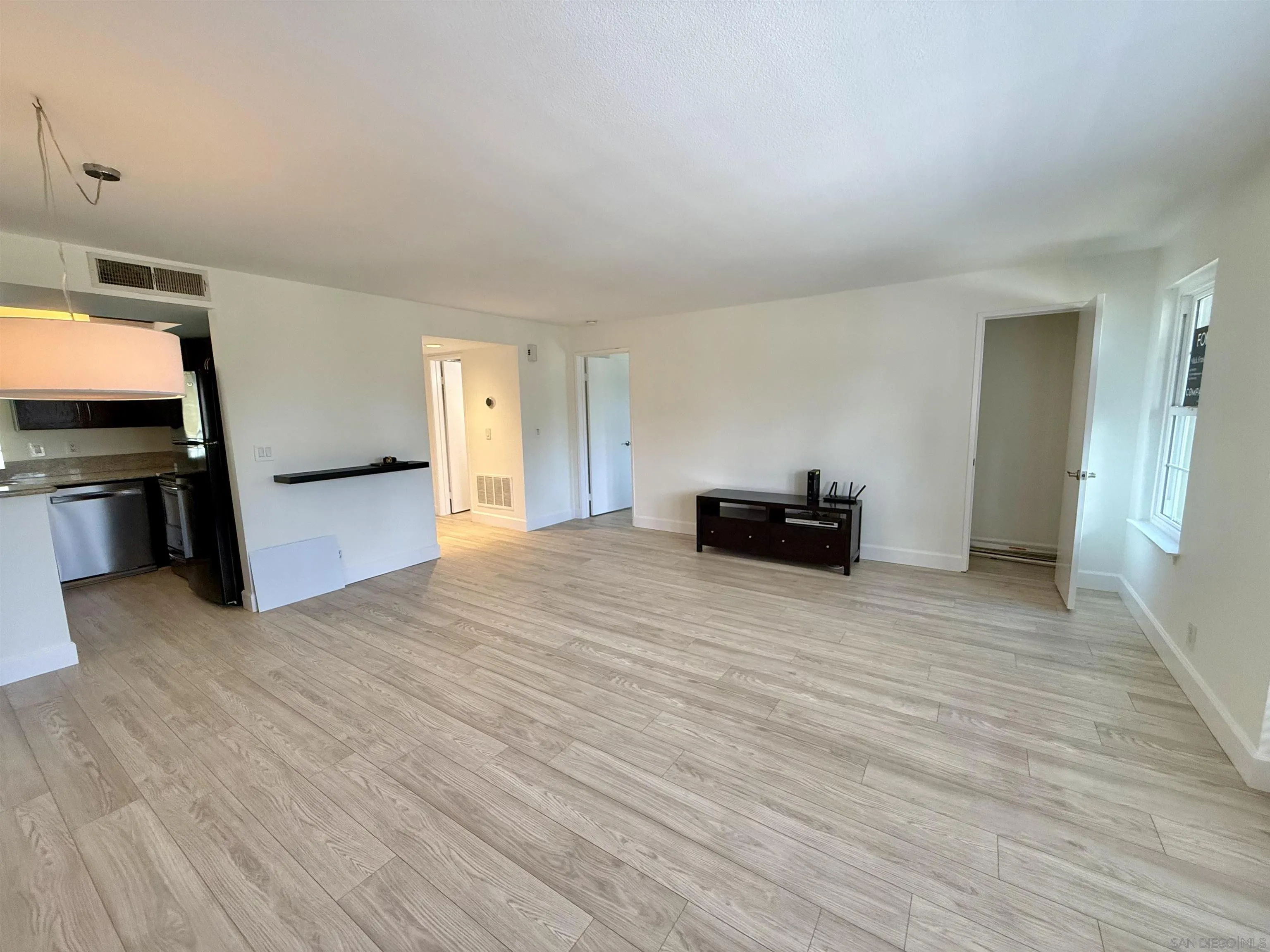 Photo #14: 260010359 Listing: Photo #14