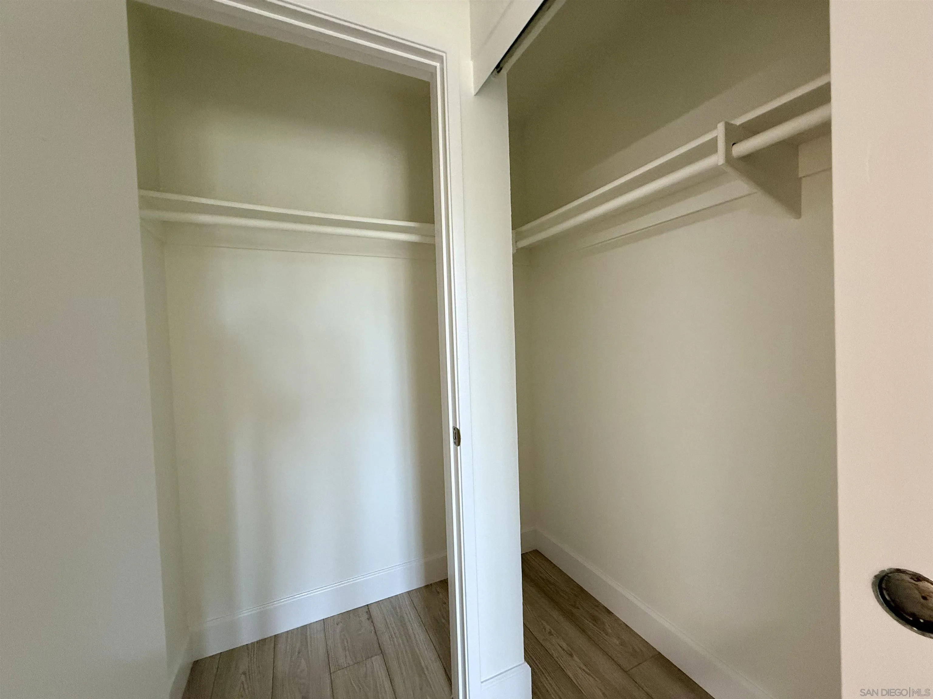 Photo #9: 260010359 Listing: Photo #9