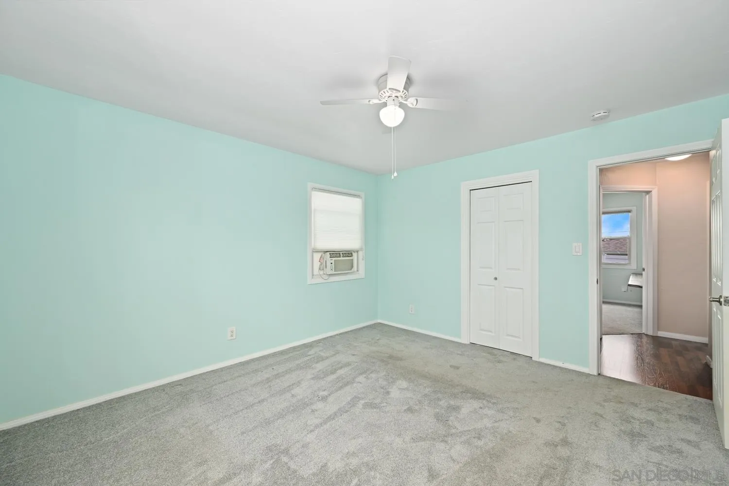 https://cdn.realtyfeed.com/cdn/127/260010360/a6d6bd40009b5dae7b5daef759703c87.webp