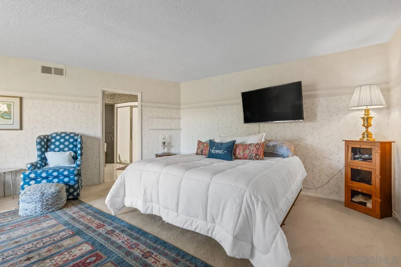 https://cdn.realtyfeed.com/cdn/127/260010361/0021c23125bb7fd054faa610dd3fcc12.webp