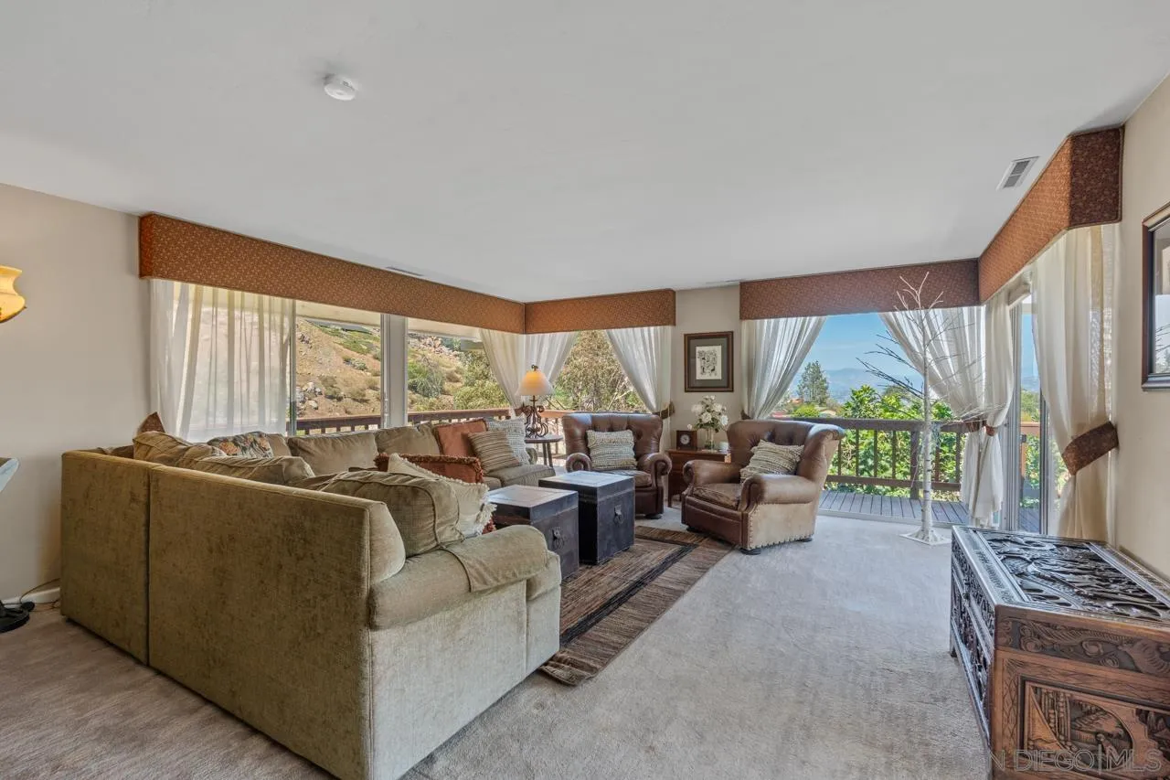 https://cdn.realtyfeed.com/cdn/127/260010361/1a729cf9f3c5b29a0408ebf53c60b369.webp