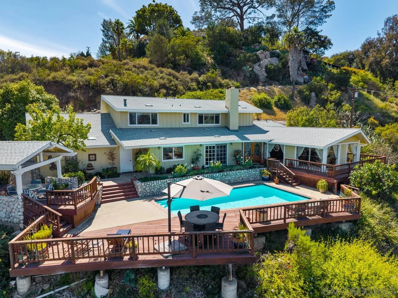 https://cdn.realtyfeed.com/cdn/127/260010361/93be67a4c8c4eb5ba449c584c1eafb93.webp