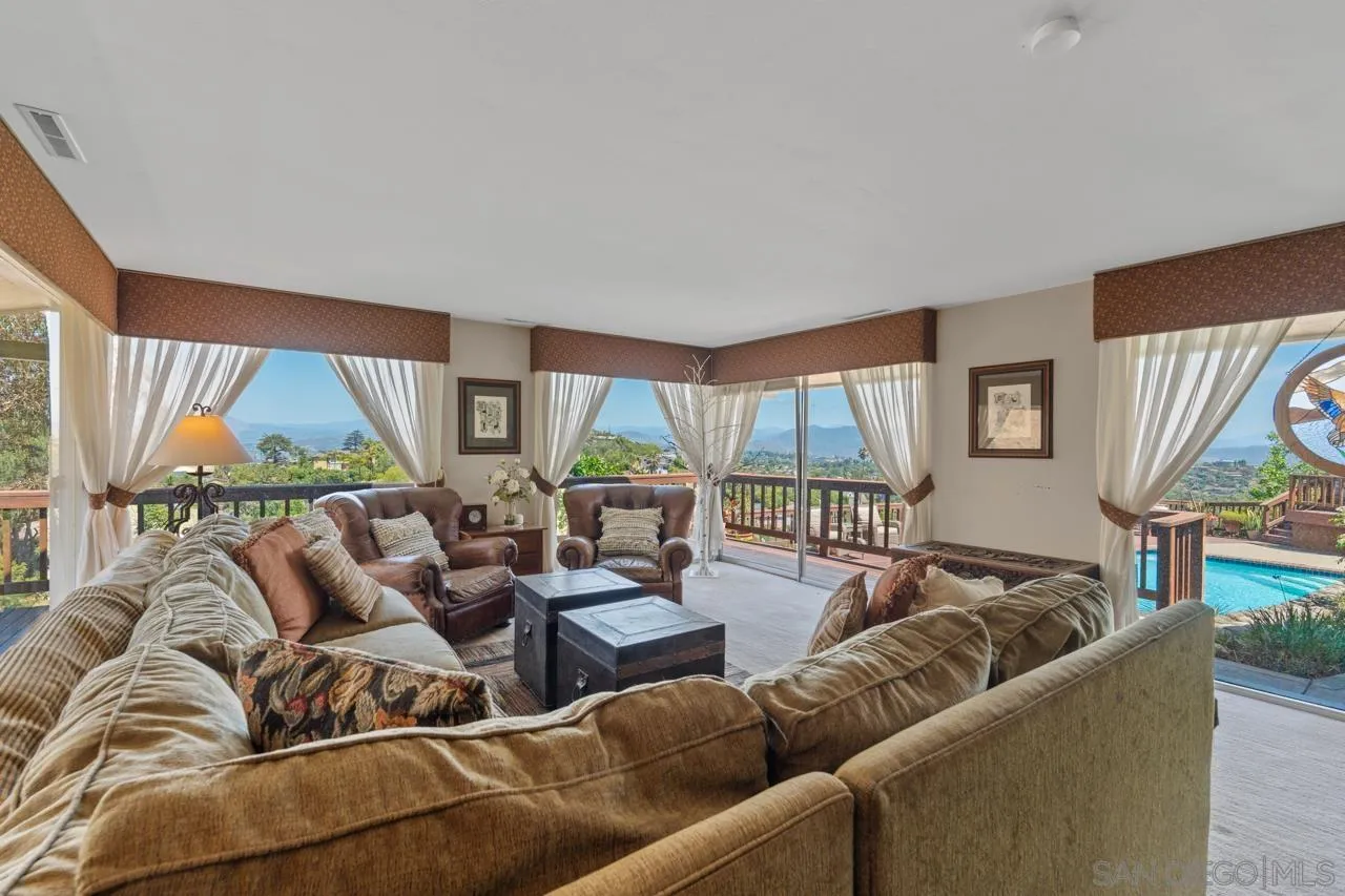 https://cdn.realtyfeed.com/cdn/127/260010361/b40494daaa931ac1e502f0b41990d2f7.webp