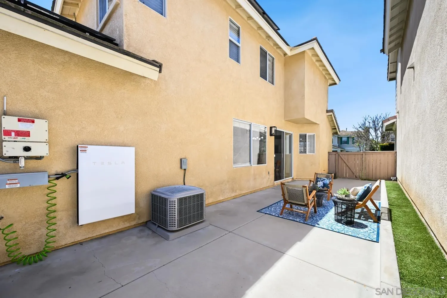 https://cdn.realtyfeed.com/cdn/127/260010362/d3d18a00cd8dc3c640d458309dbdf43b.webp