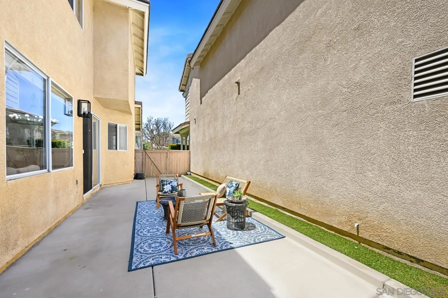 https://cdn.realtyfeed.com/cdn/127/260010362/fa51b8a88b8fa96549c7144866092167.webp