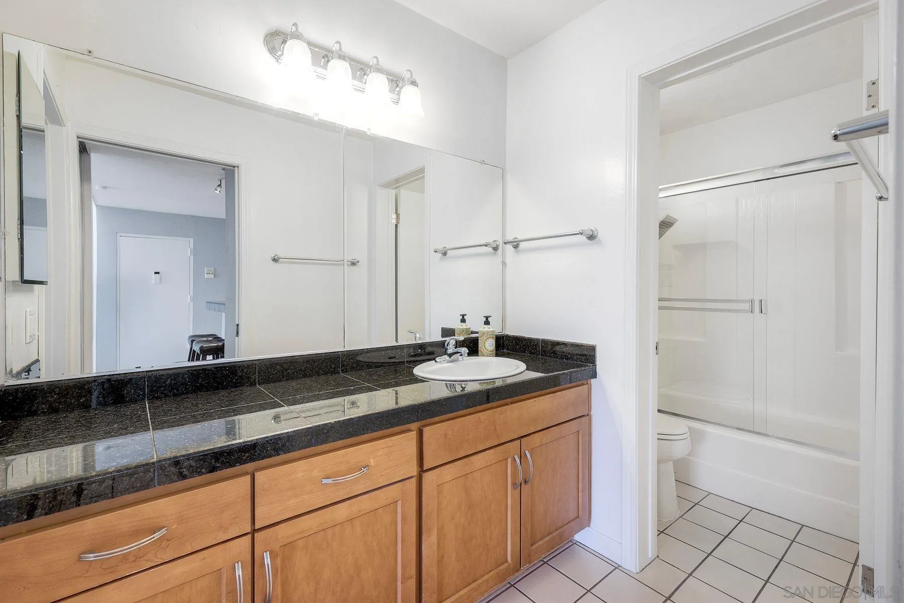 Photo #18: 260010363 Listing: Photo #18