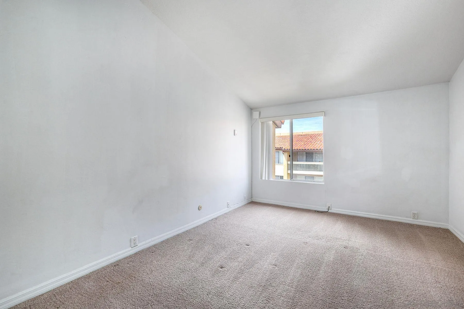 Photo #15: 260010363 Listing: Photo #15