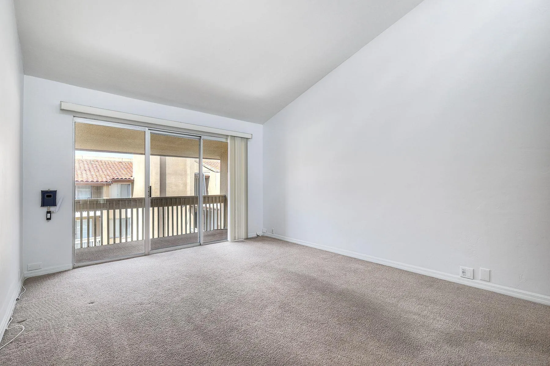 Photo #3: 260010363 Listing: Photo #3