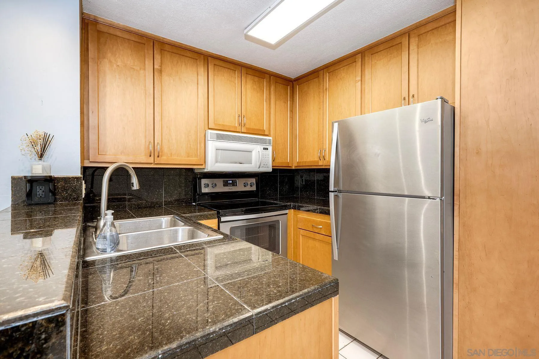 Photo #11: 260010363 Listing: Photo #11