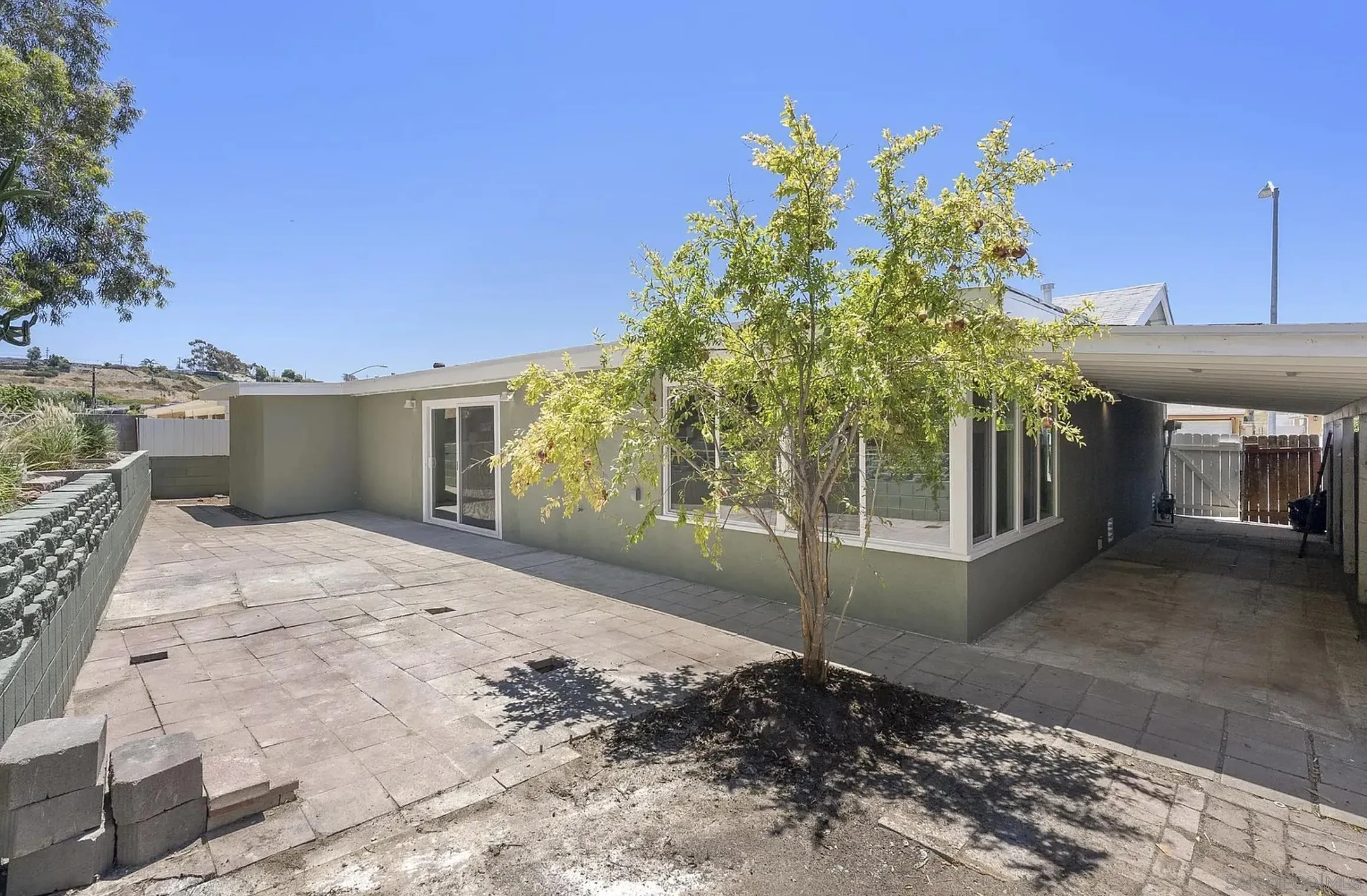 https://cdn.realtyfeed.com/cdn/127/260010367/80ab0addda5a92c00c4eb2257f99d2ff.webp