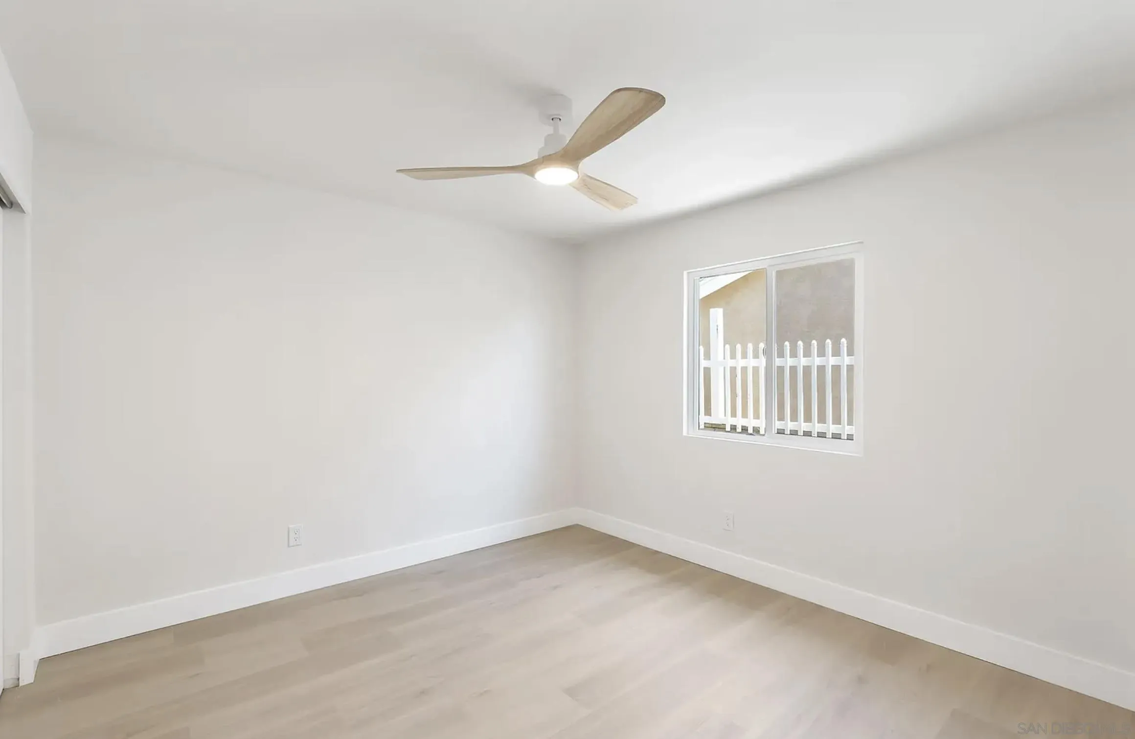 https://cdn.realtyfeed.com/cdn/127/260010367/d07a76150d745628f39bcd664ef60a77.webp