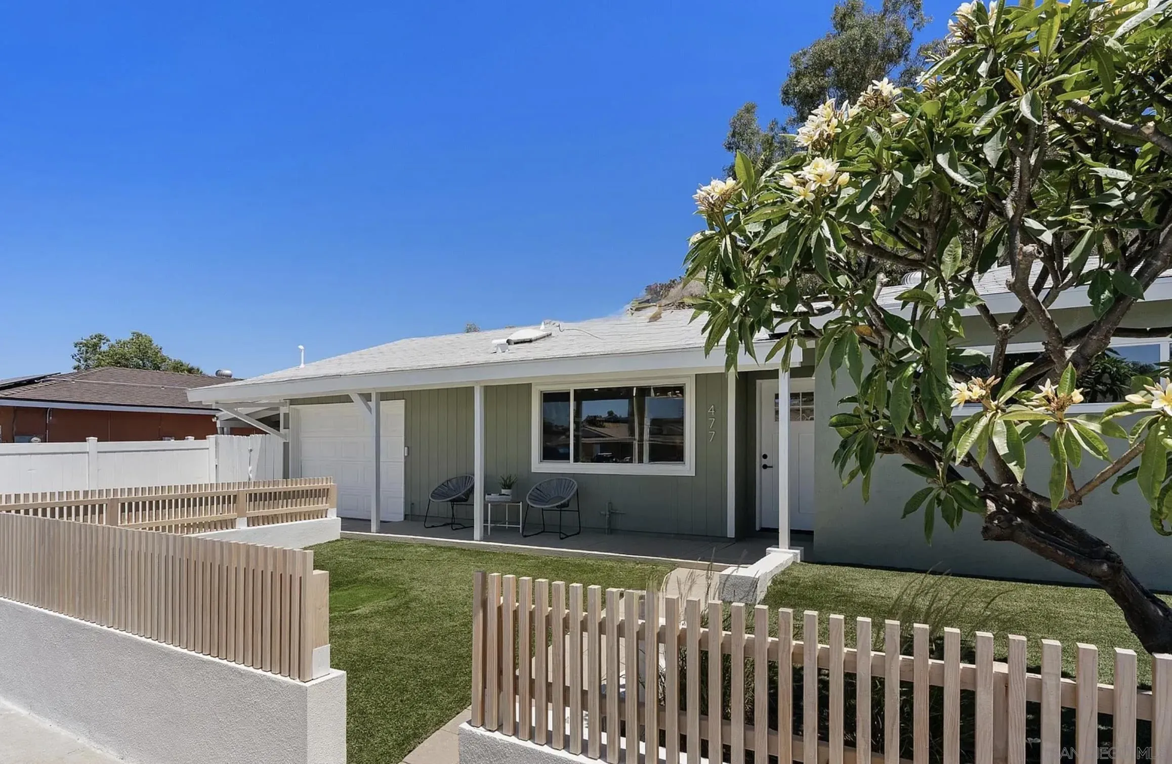 https://cdn.realtyfeed.com/cdn/127/260010367/e14827235f8d8071902368bc79edfbd1.webp