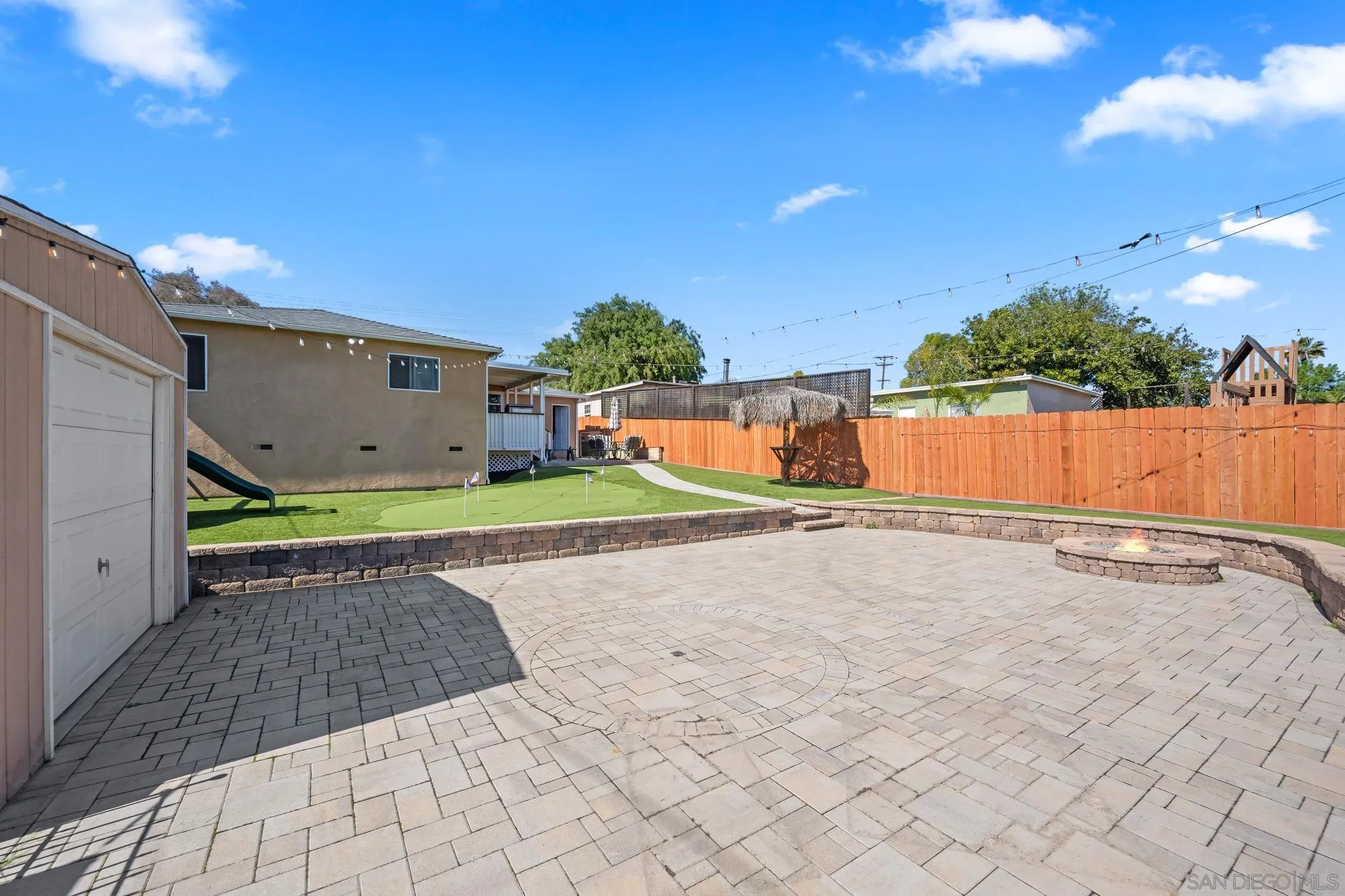 https://cdn.realtyfeed.com/cdn/127/260010369/9e279cf040603a300025ad36f96255cd.webp