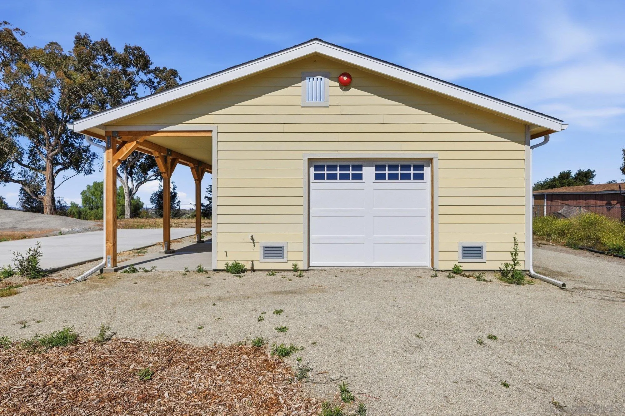 https://cdn.realtyfeed.com/cdn/127/260010372/286f551913914cff9995997de7f3ea14.webp