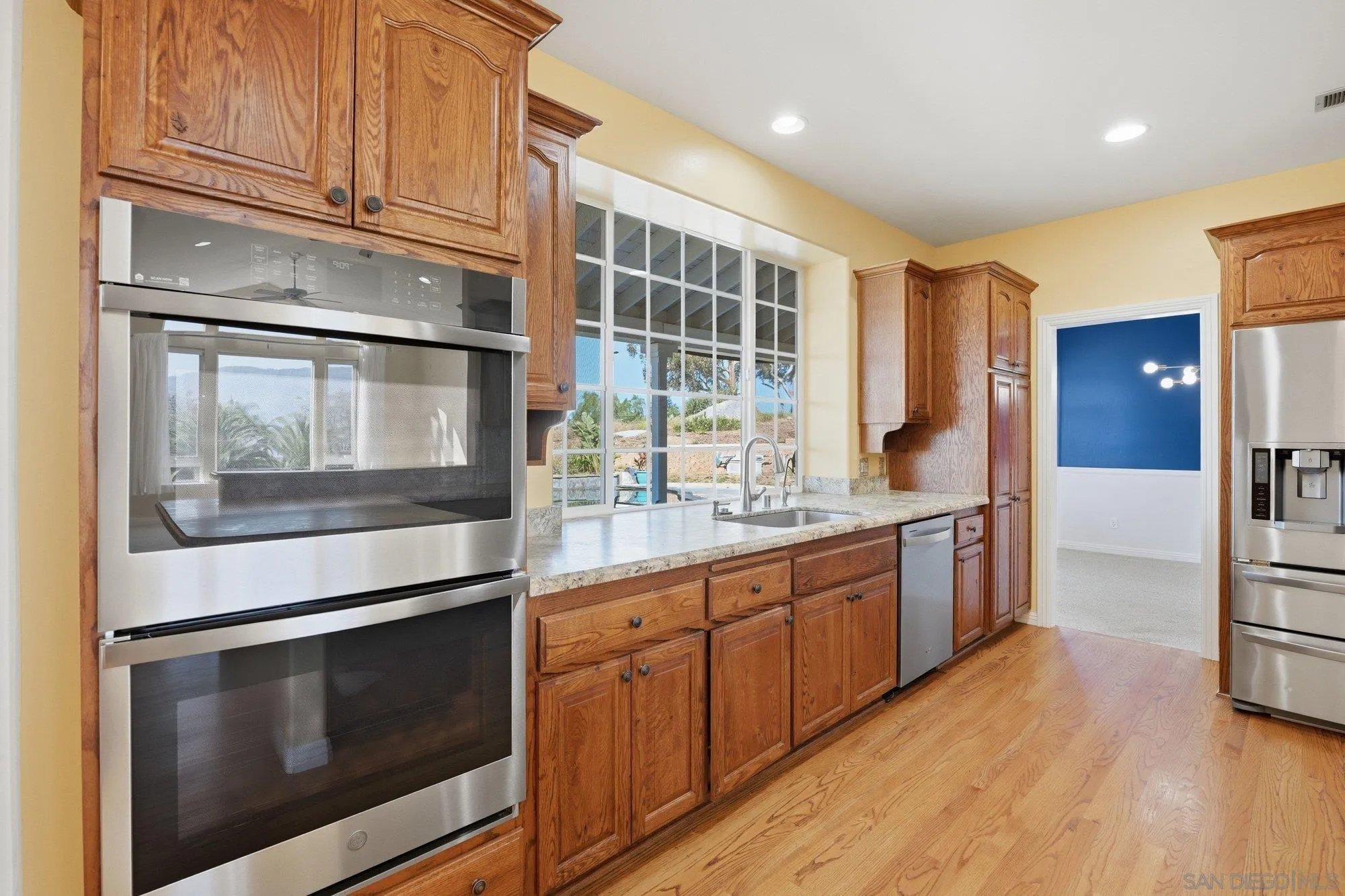 https://cdn.realtyfeed.com/cdn/127/260010372/29312c64718d04edd0dc6b4c9bde284a.webp